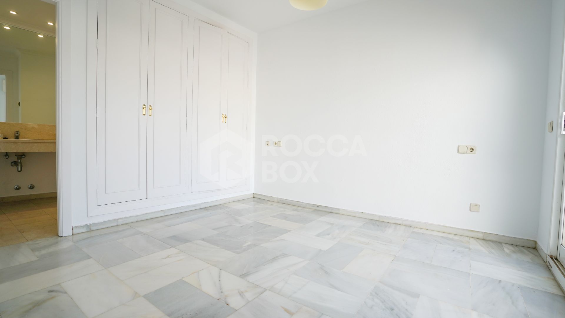 Penthouse with Stunning Views in Nagüeles