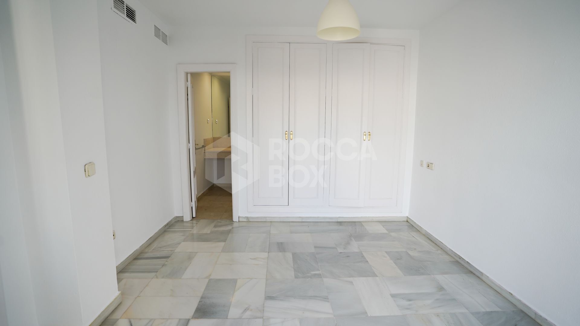 Penthouse with Stunning Views in Nagüeles