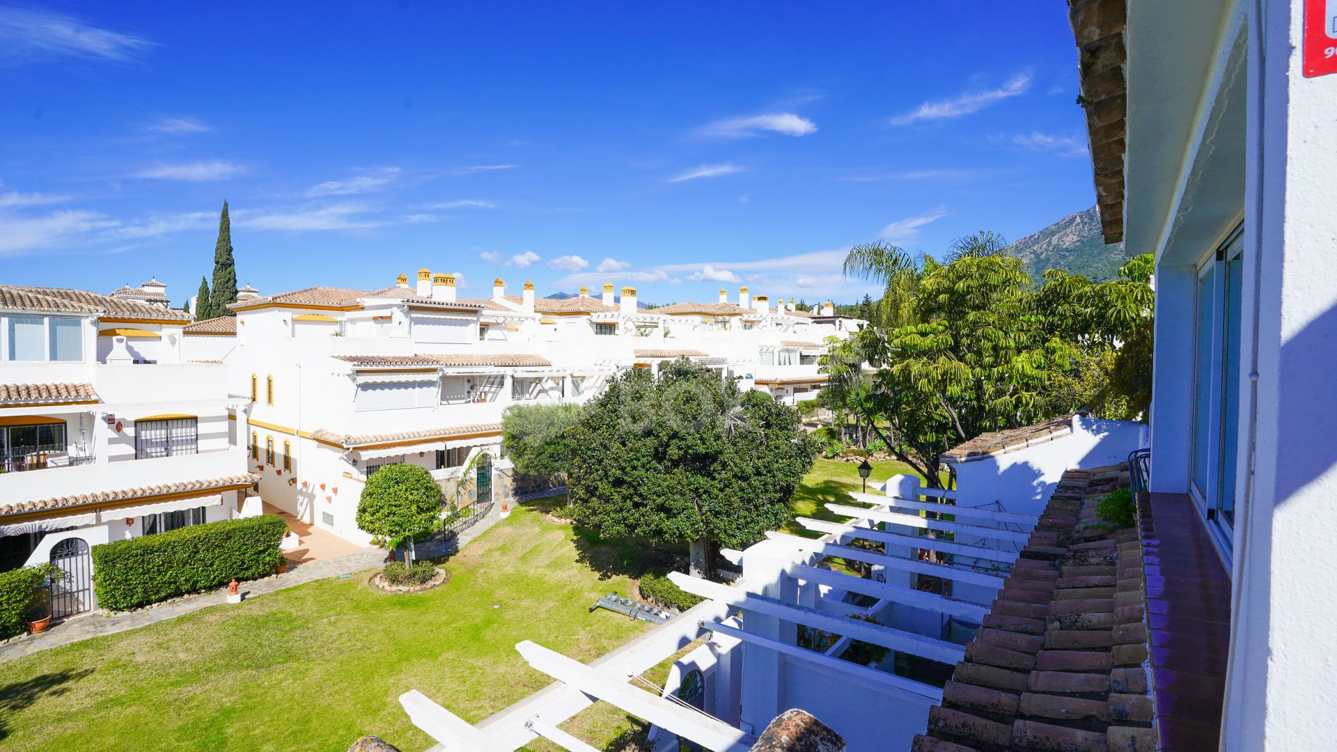 Penthouse with Stunning Views in Nagüeles