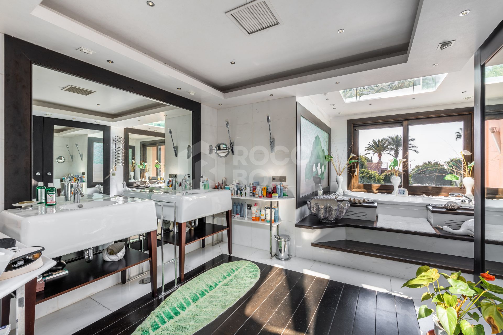 Grand Estate with Private Tennis Court
