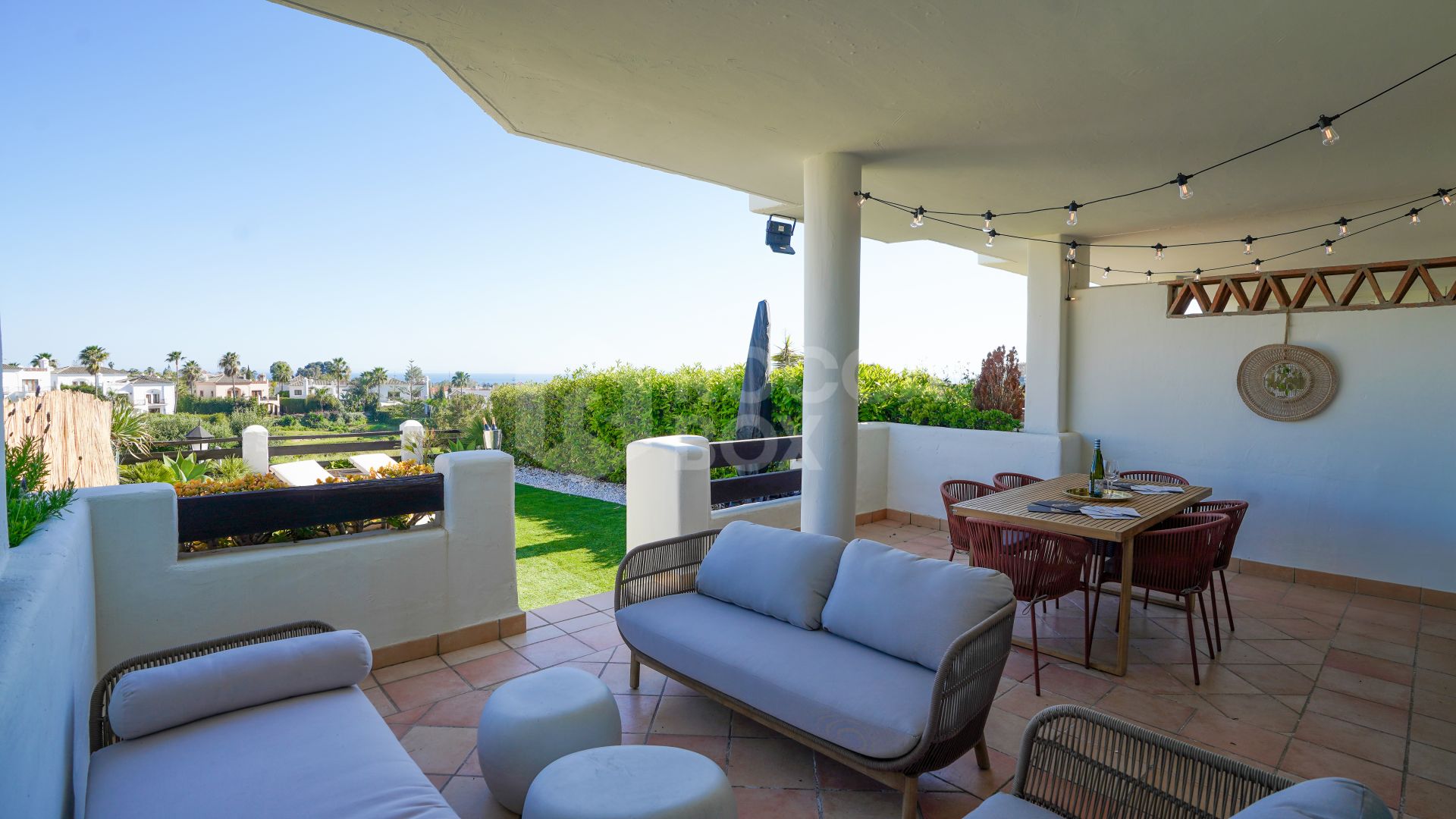 Elegant Ground Floor Apartment in Gated Community with Sea Views