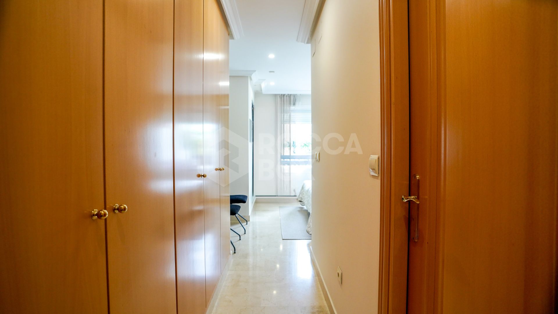 Elegant Apartment with Spacious Terraces and Premium Amenities