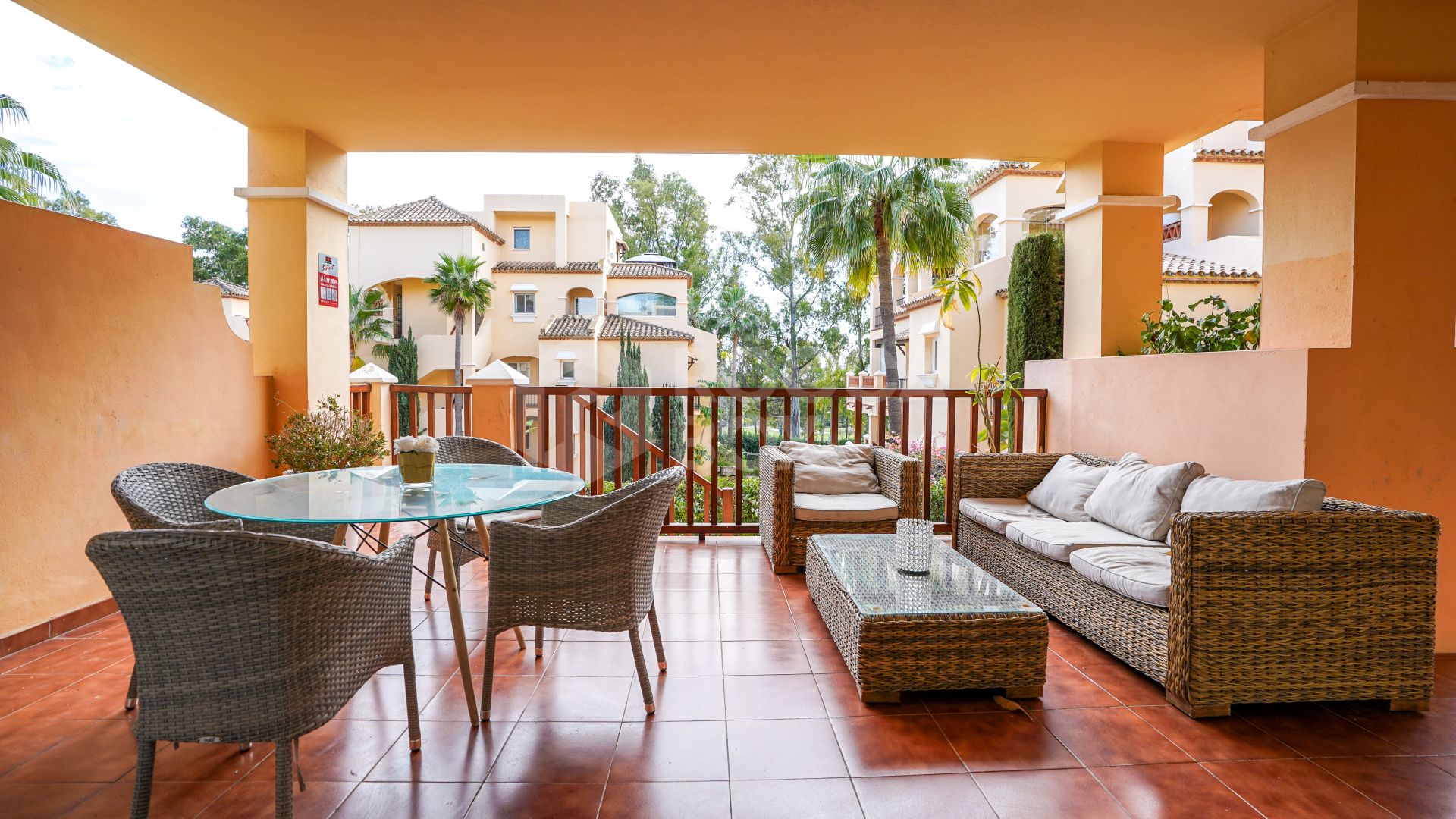 Elegant Ground-Floor Apartment with Resort-Style Amenities in Atalaya