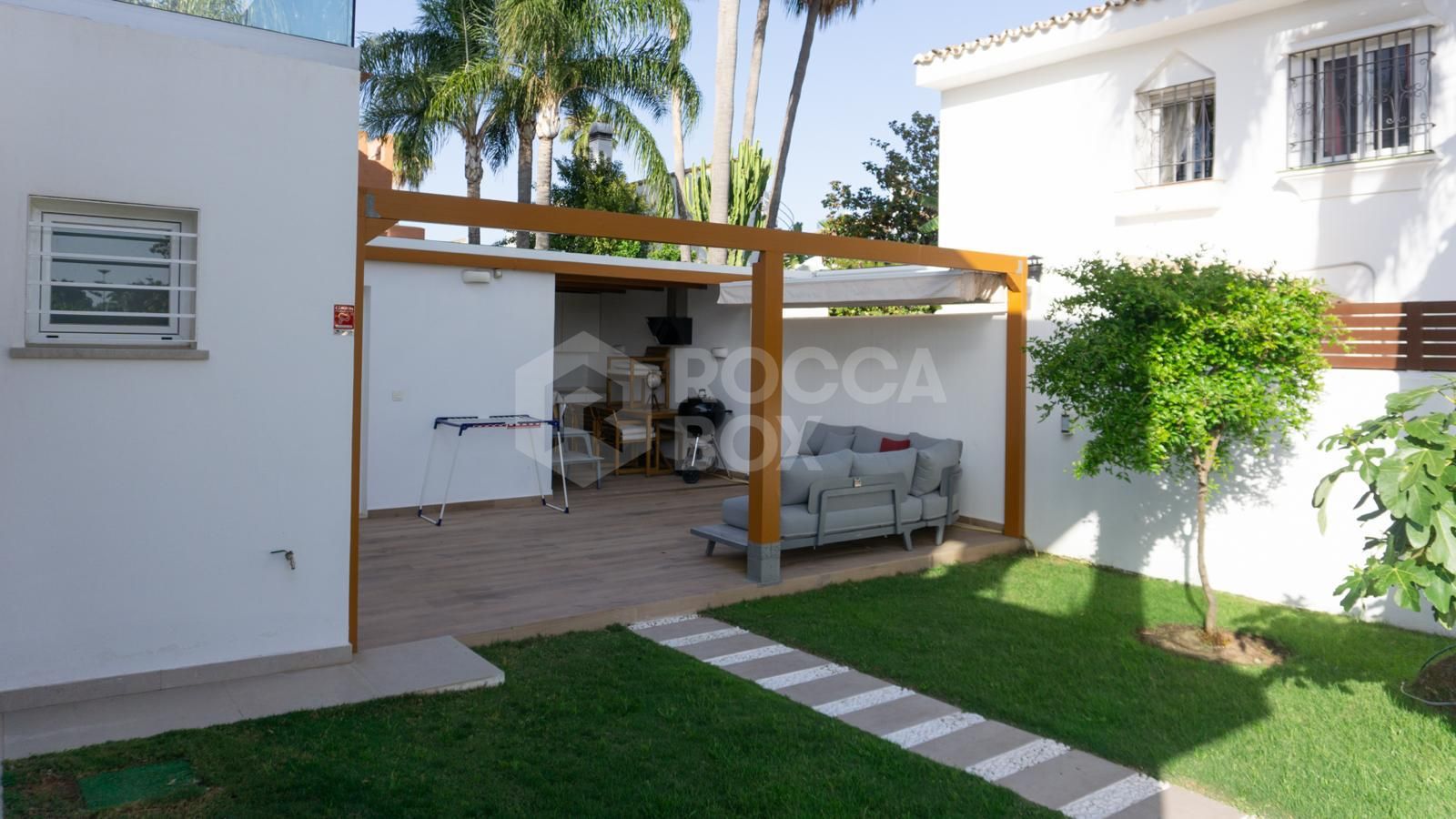 Elegant Villa for Rent in Nueva Atalaya, Estepona East