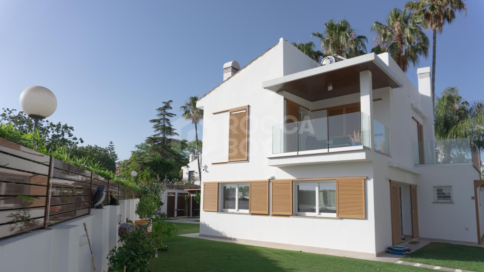 Elegant Villa for Rent in Nueva Atalaya, Estepona East