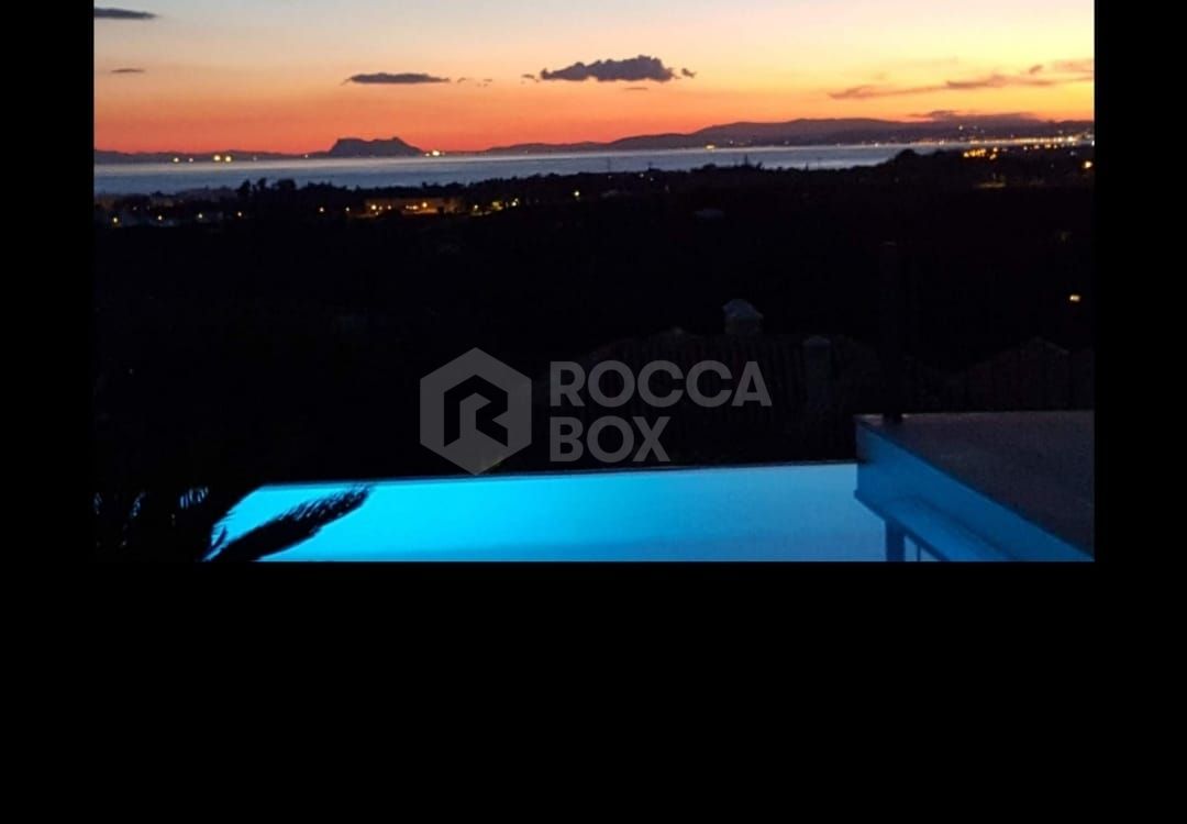 Exquisite South-Facing Villa with Panoramic Sea Views
