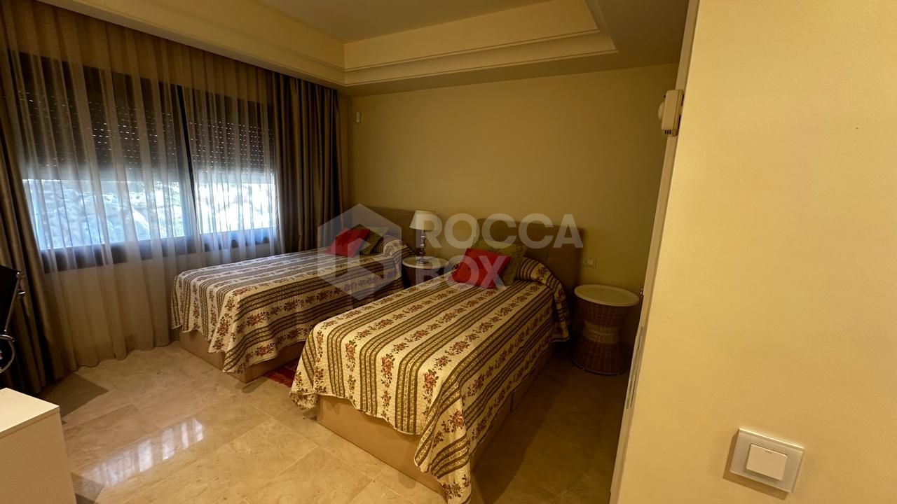 Luxurious Apartment for Rent in La Alzambra, Nueva Andalucia