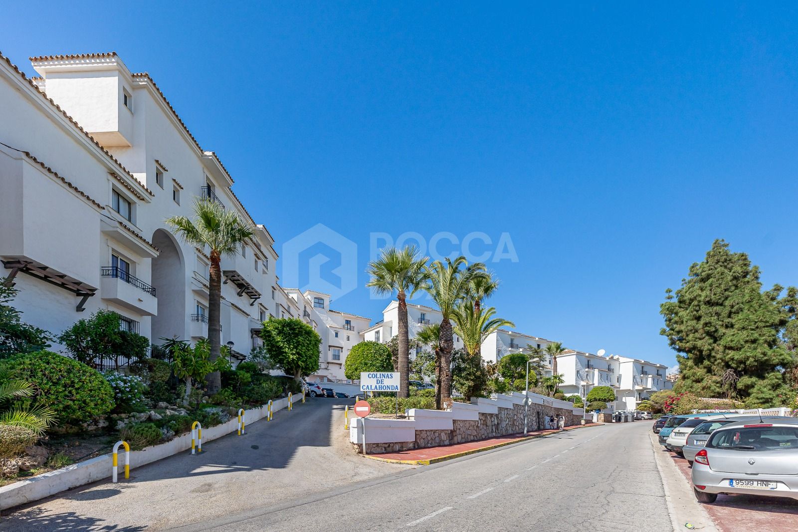 Elegant Coastal Apartment for Rent in Sitio de Calahonda, Mijas Costa