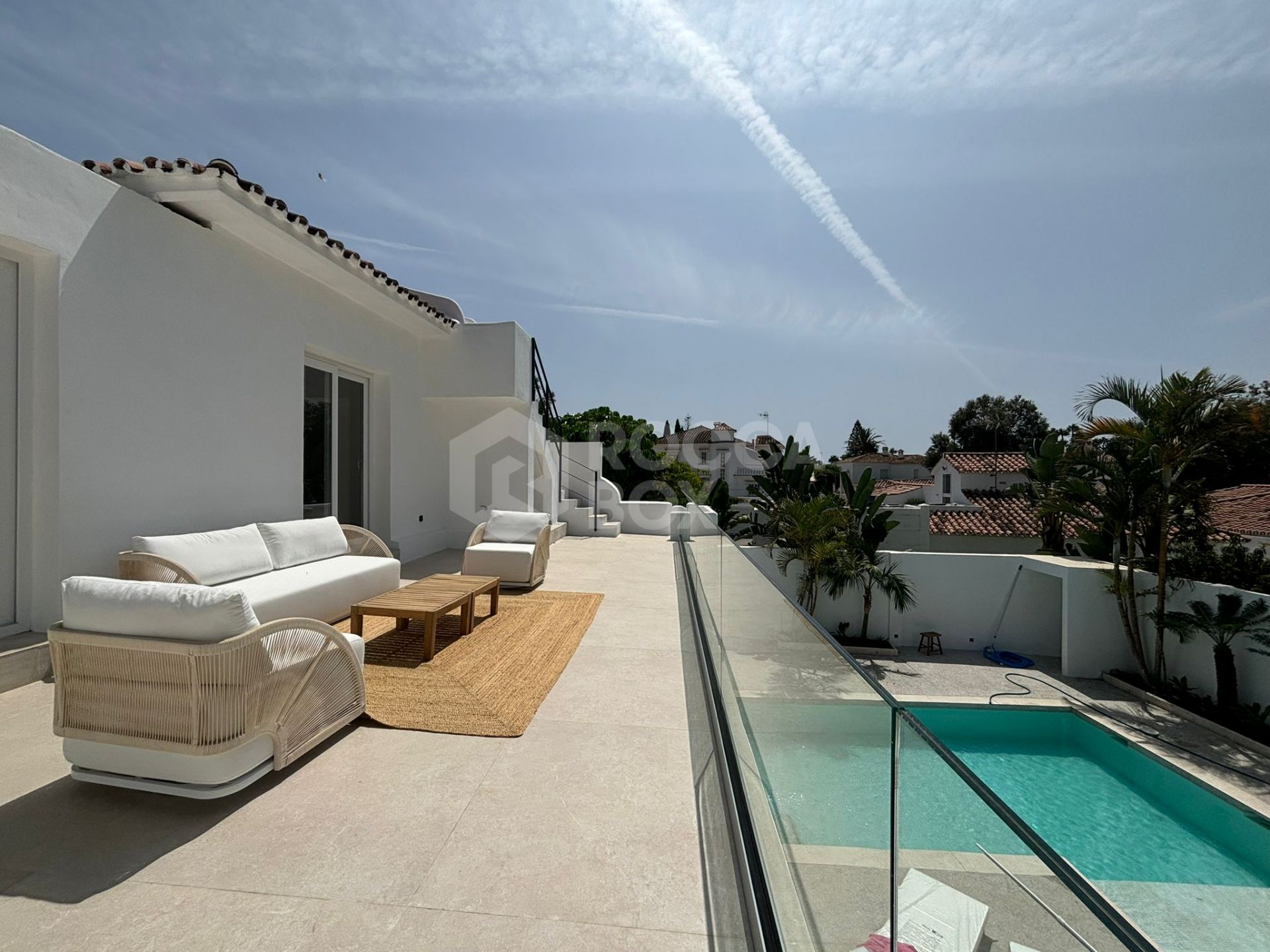 Luxurious Beachside Villa on the Marbella Golden Mile