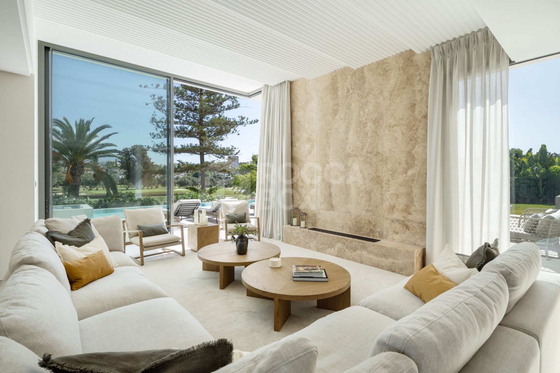 Luxurious Frontline Golf Retreat in Nueva Andalucía