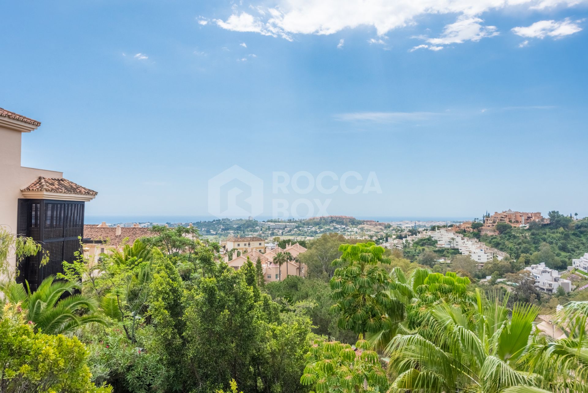 Spacious Duplex Penthouse with Partial Sea Views in Golf Valley, Nueva Andalucía