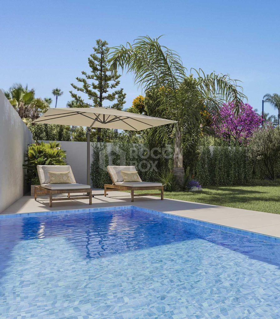 Exquisite Luxury Villa: Coastal Elegance Meets Modern Living in Estepona