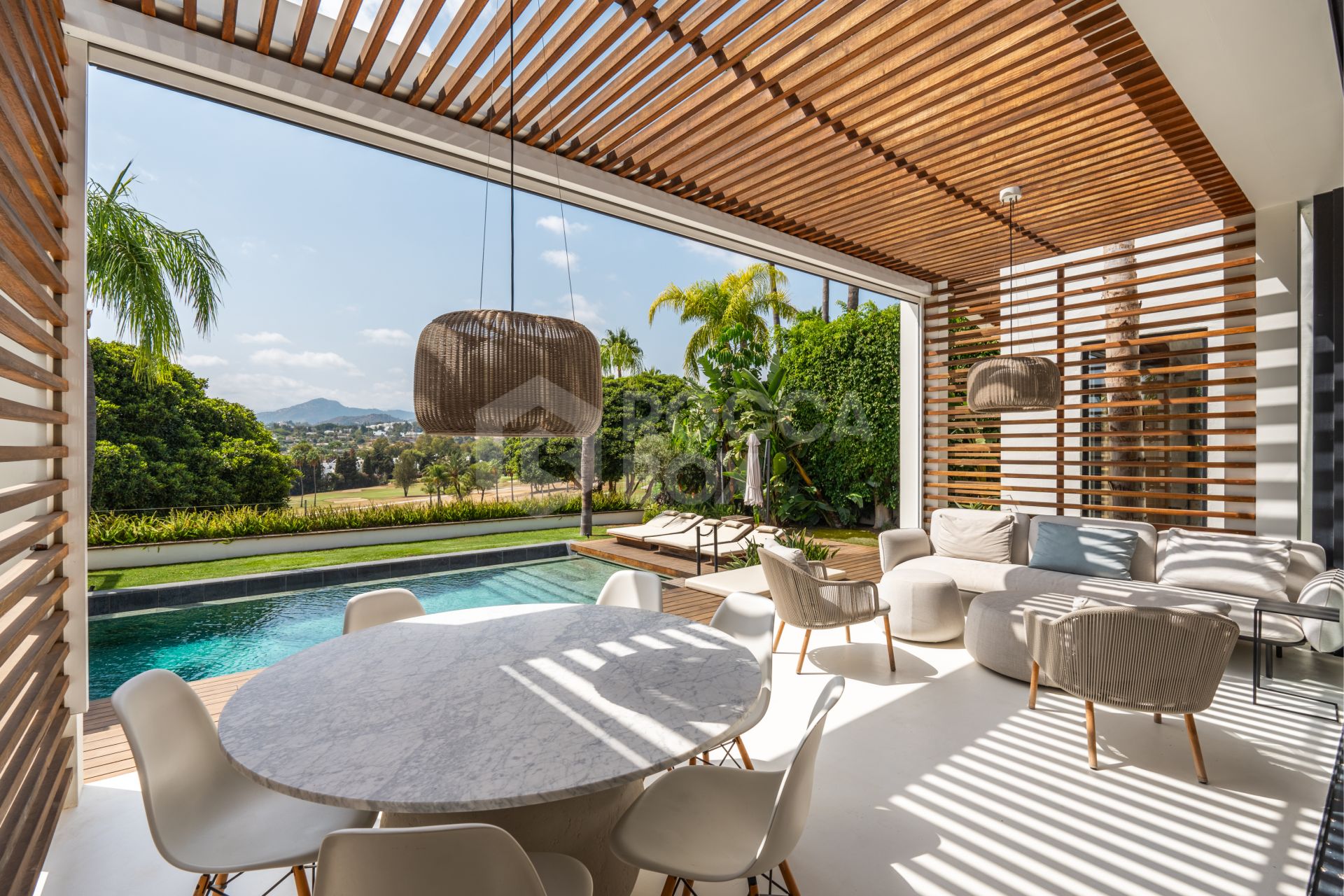 Exquisite Frontline Golf Villa with Heated Pool and Panoramic Views in Nueva Andalucía