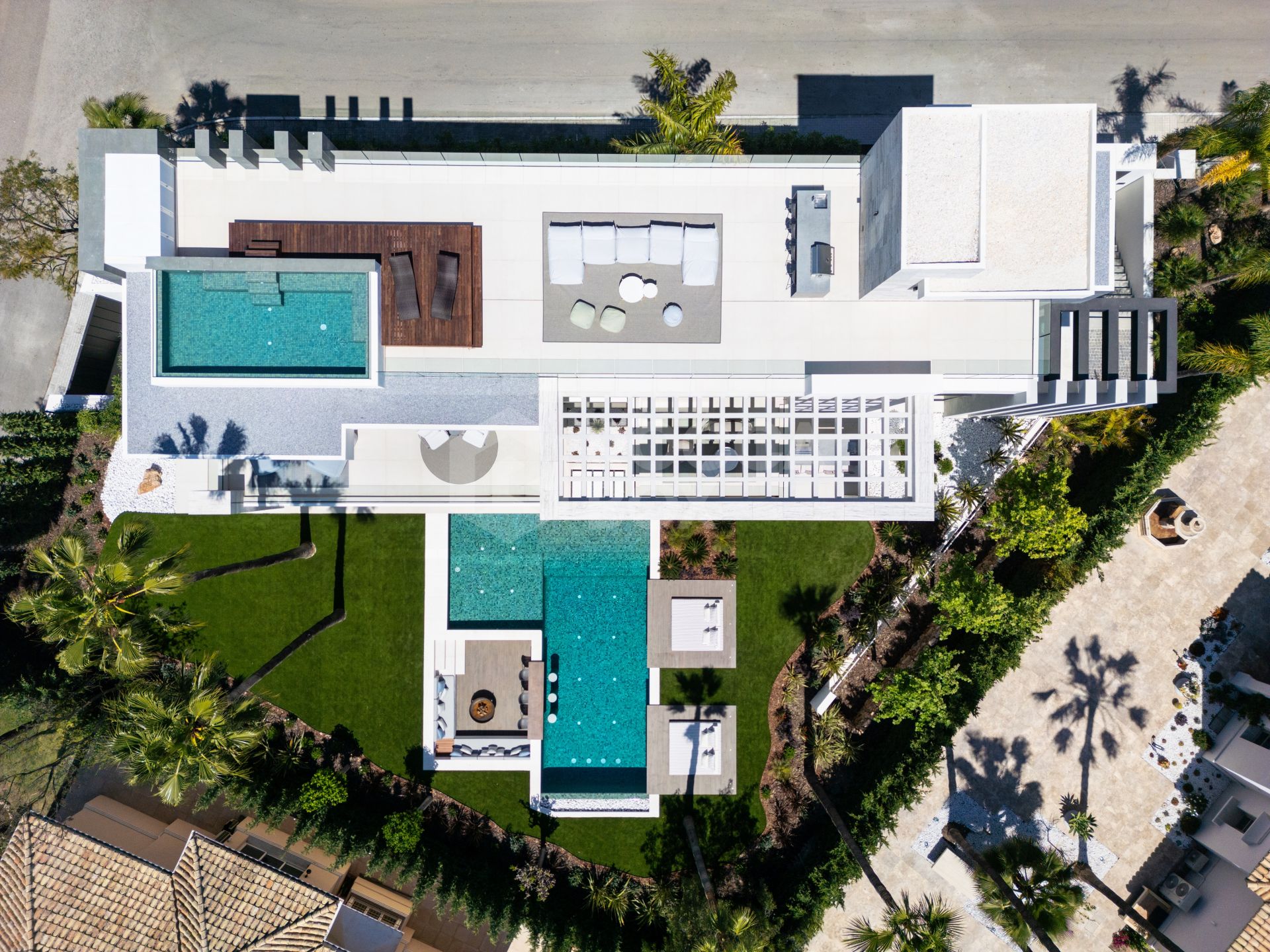 Exquisite Contemporary Villa with Exceptional Design and Prime Location