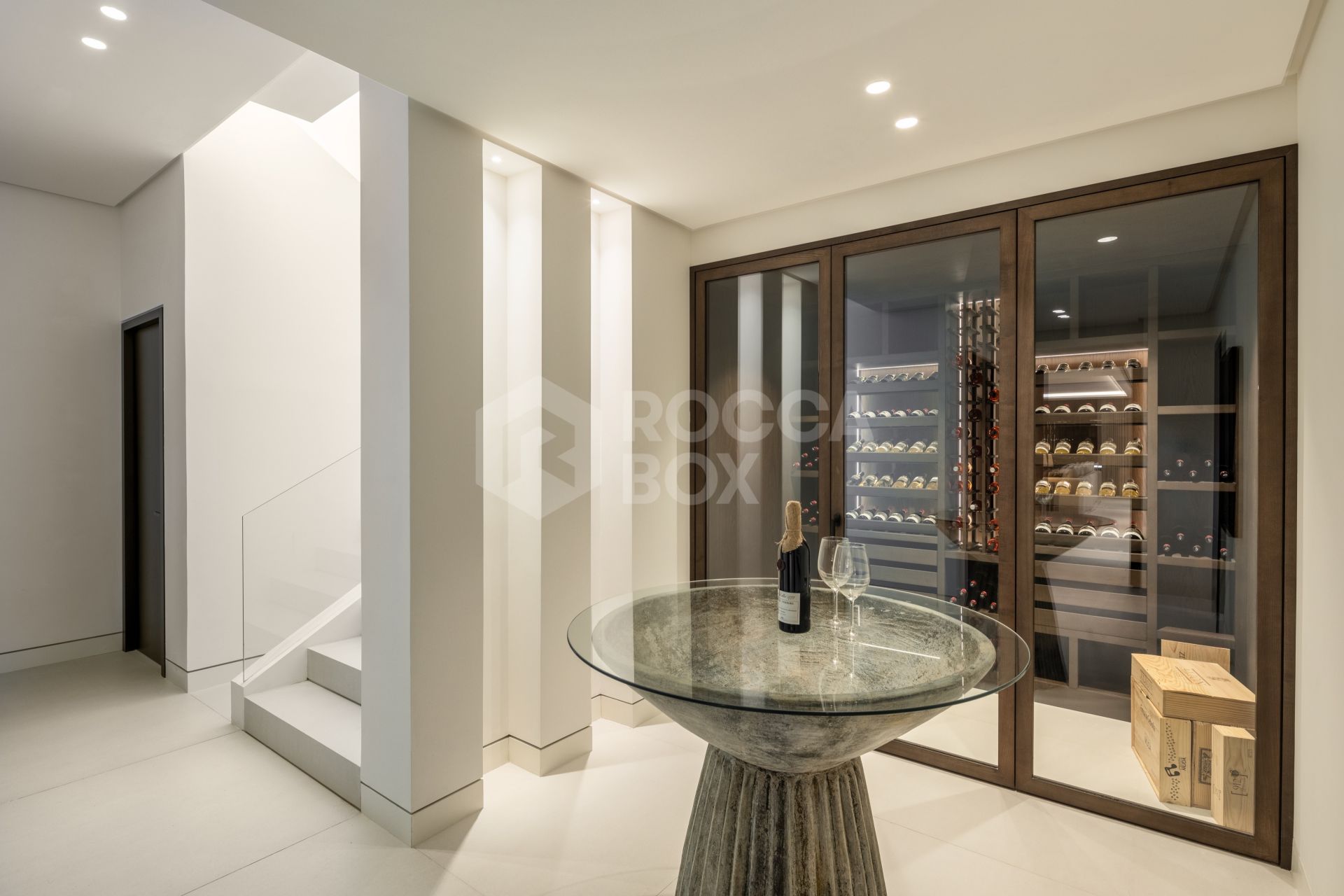 Exquisite Contemporary Villa with Exceptional Design and Prime Location