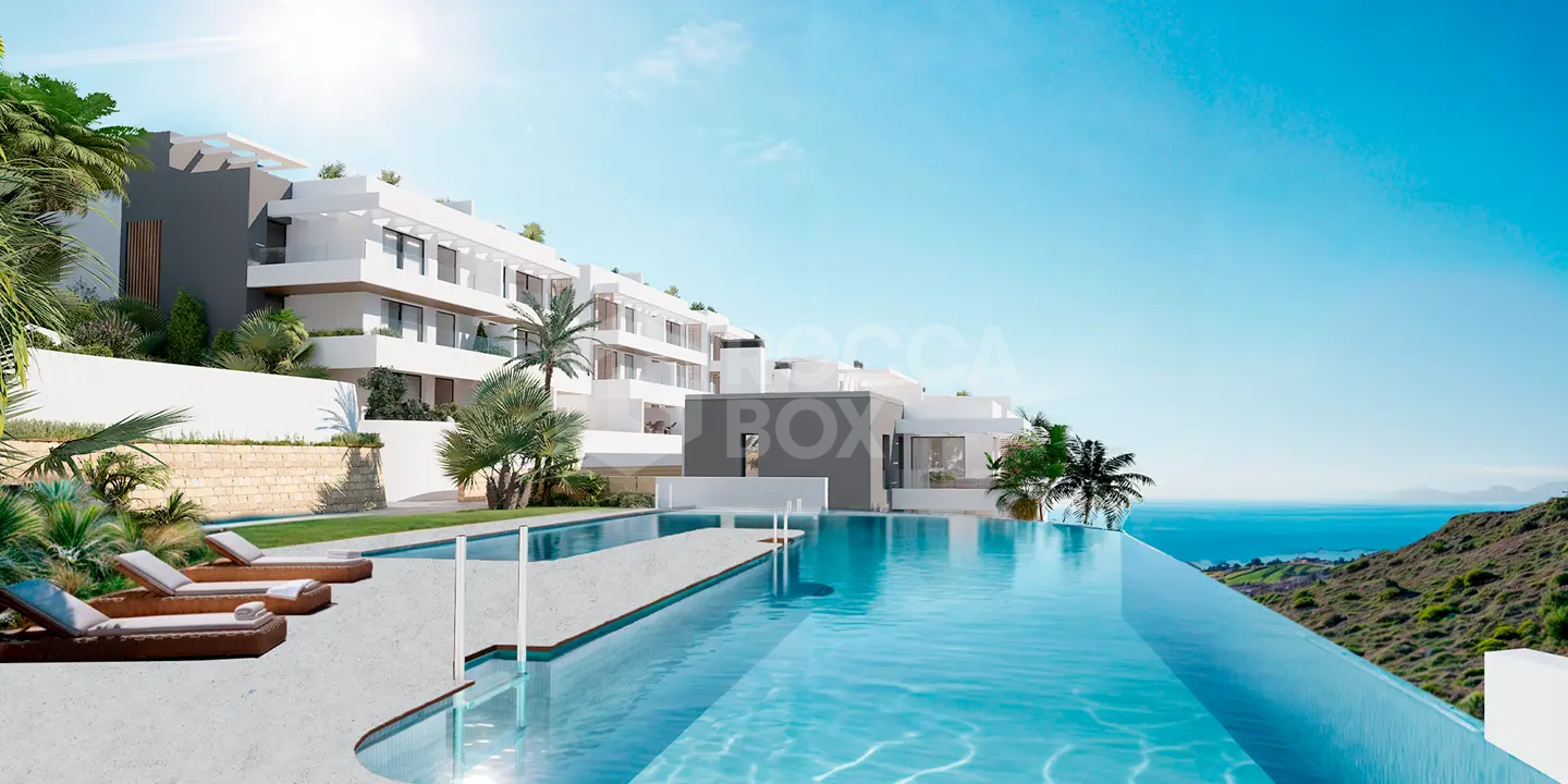 Coastal Elegance with Panoramic Views: 2-Bedroom Apartment in a Tranquil Oasis