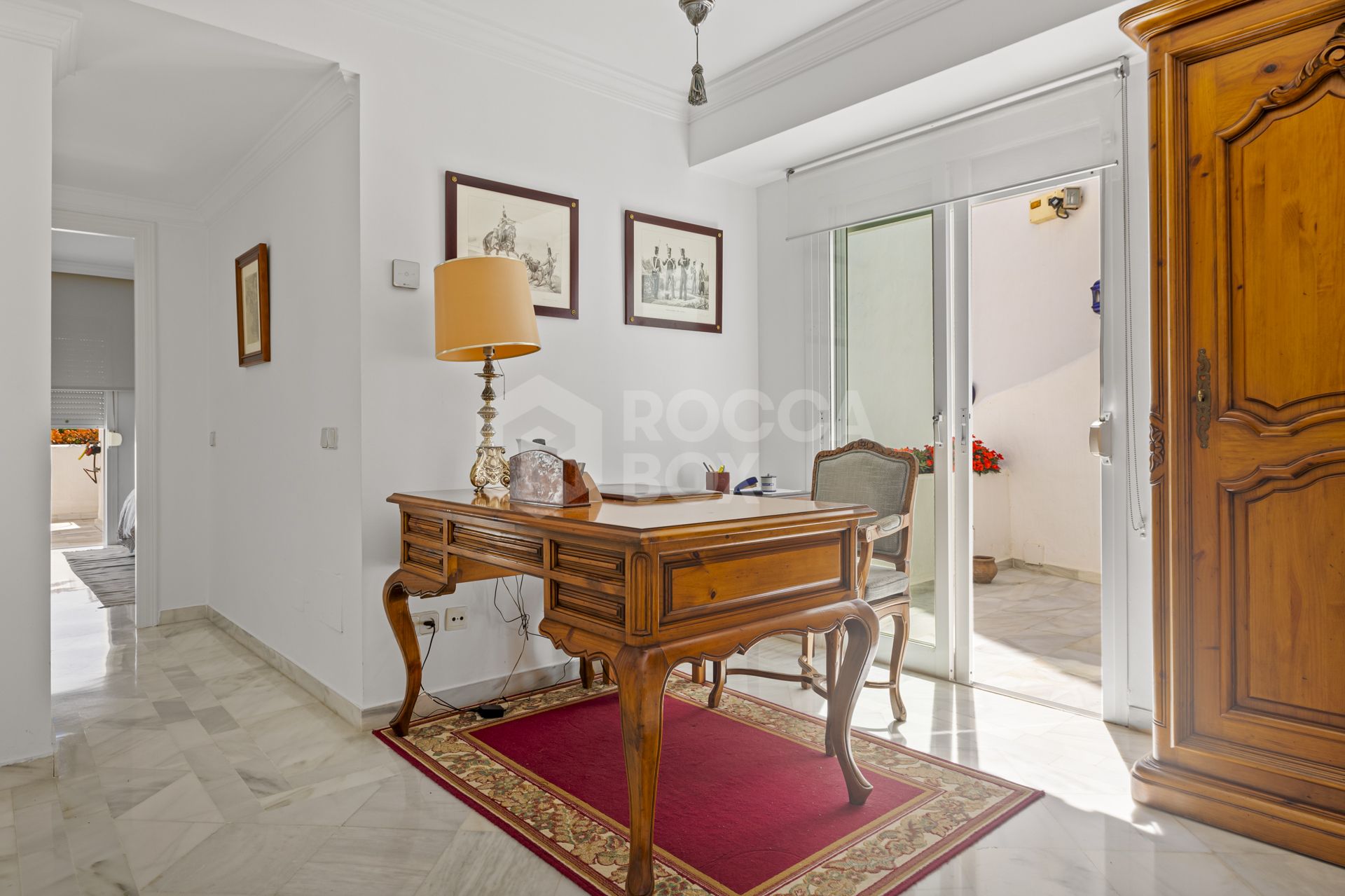 Elegant and Spacious Villa with Stunning La Concha Views, Steps from Puerto Banús