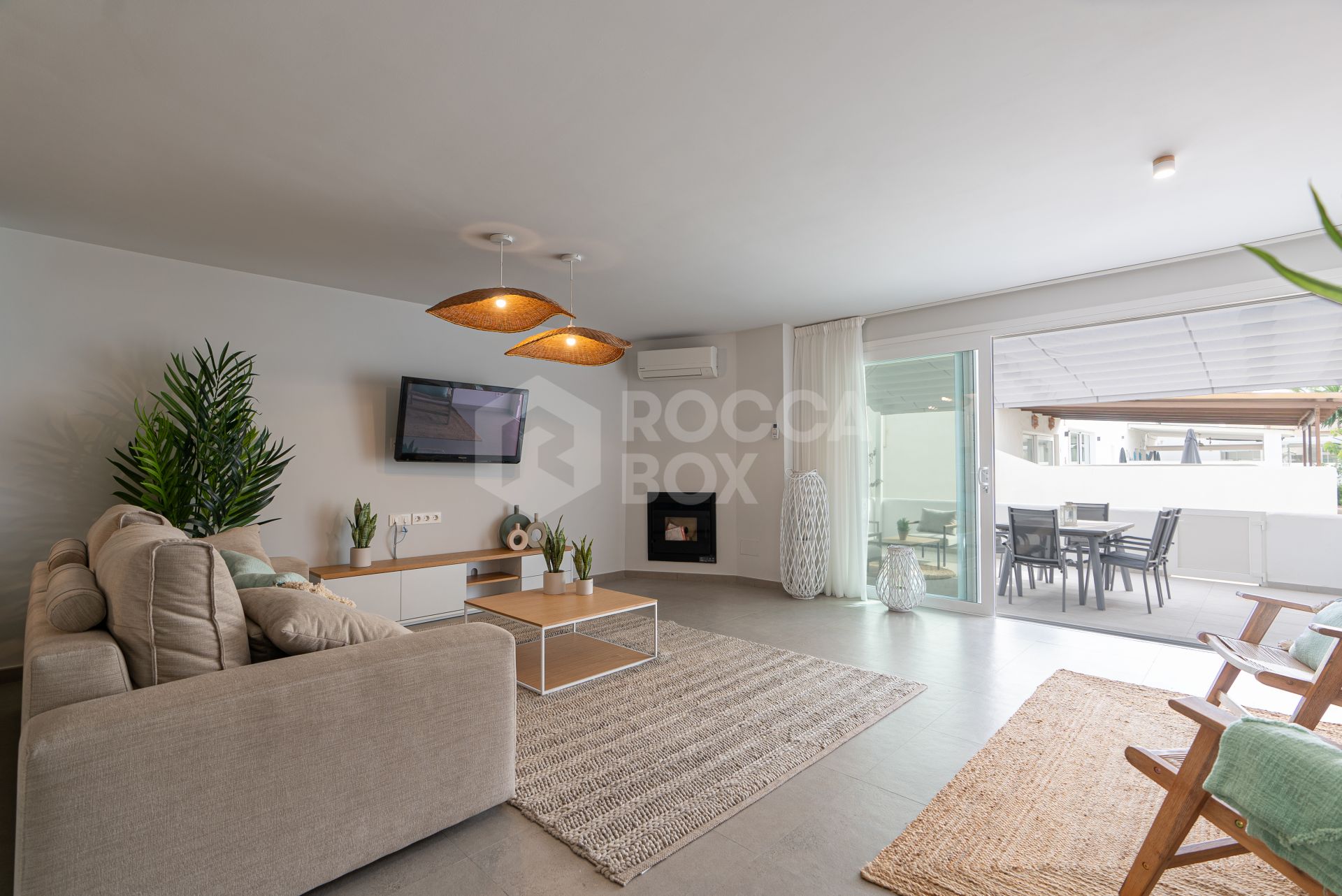 Charming Beachside Townhouse in Marina de Casares