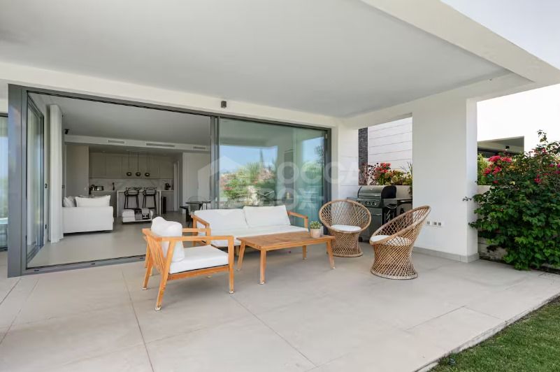 Two-Bedroom Apartment in La Quinta, Benahavis