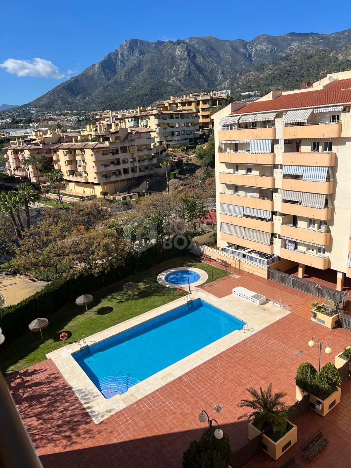 Luxurious Tenant-Only Apartment in Marbella's Heart