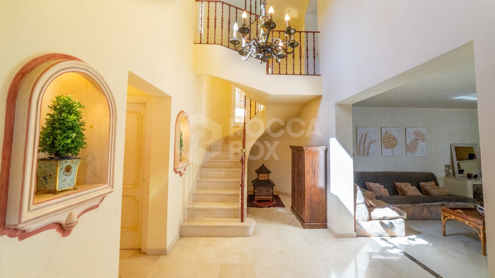 Luxurious Villa for Rent in Sierra Blanca, Marbella Golden Mile