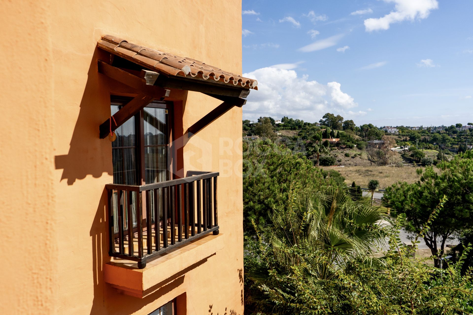 Luxurious Apartment in Benahavis, Malaga - A Tranquil Oasis on the Costa del Sol