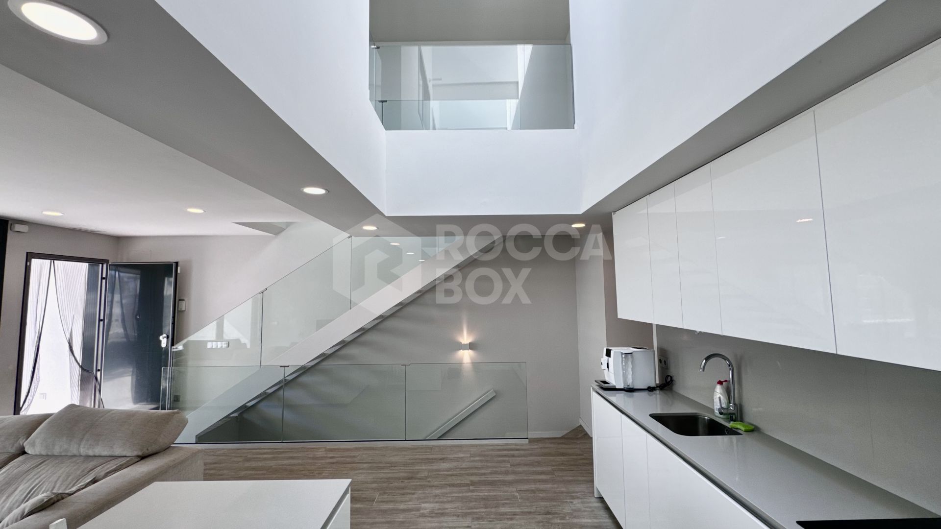 Modern Semi-Detached House in Costa Del Sol with Exceptional Amenities