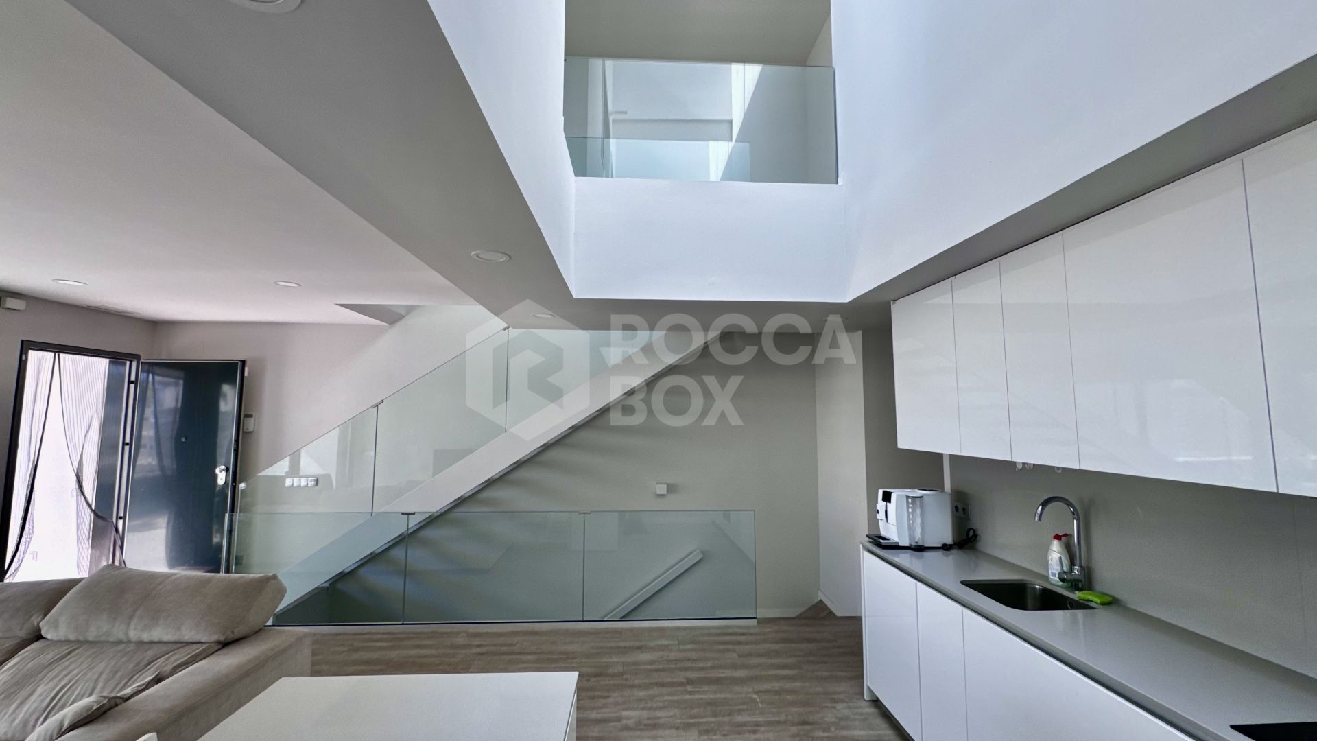 Modern Semi-Detached House in Costa Del Sol with Exceptional Amenities