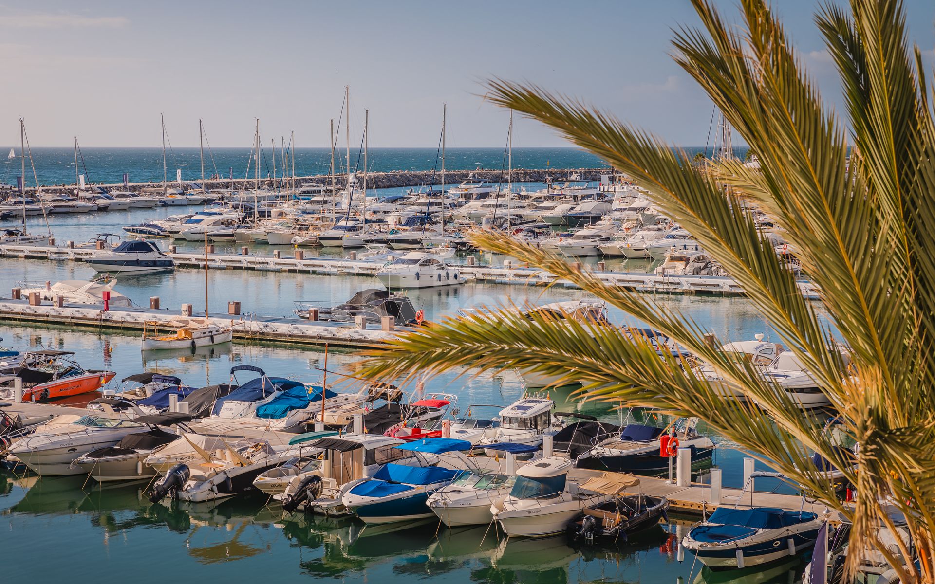 Luxurious Frontline Penthouse with Breathtaking Marina Views in Puerto Banús