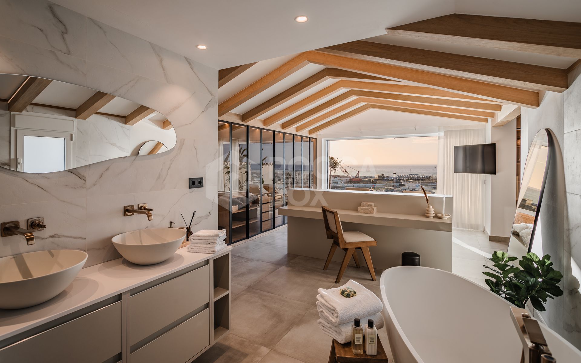 Luxurious Frontline Penthouse with Breathtaking Marina Views in Puerto Banús