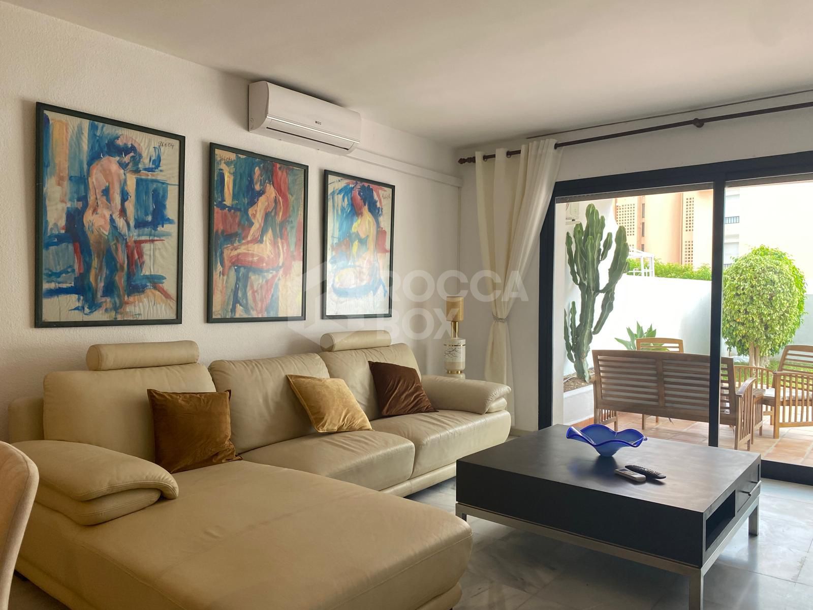 Elegant Ground Floor Apartment in Marbella's Puerto Banus