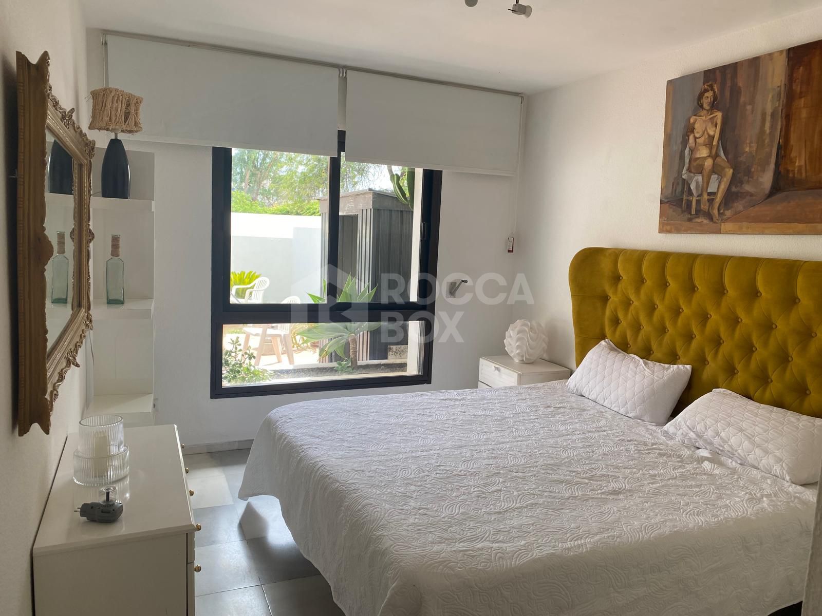 Elegant Ground Floor Apartment in Marbella's Puerto Banus