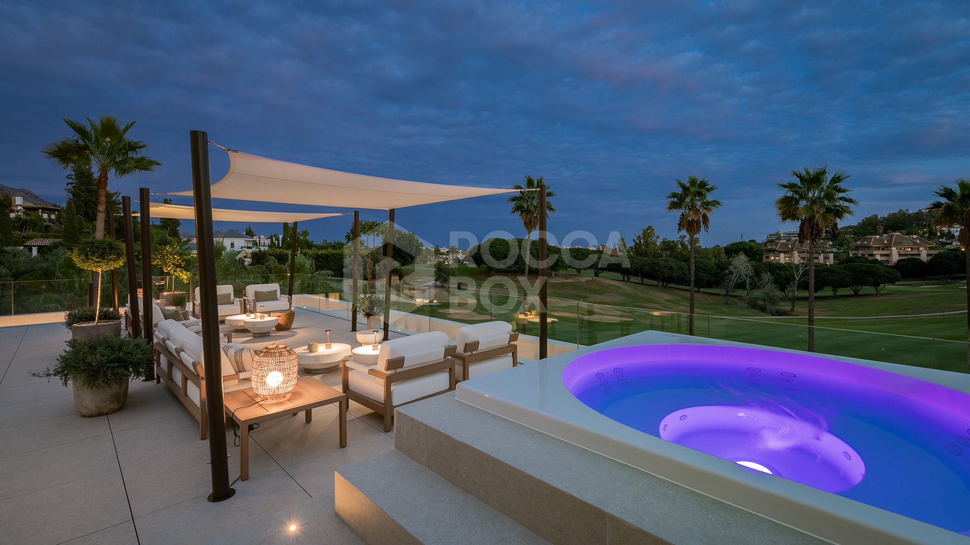 Luxurious Golf Front Villa with Rooftop Entertainment & Stunning Views