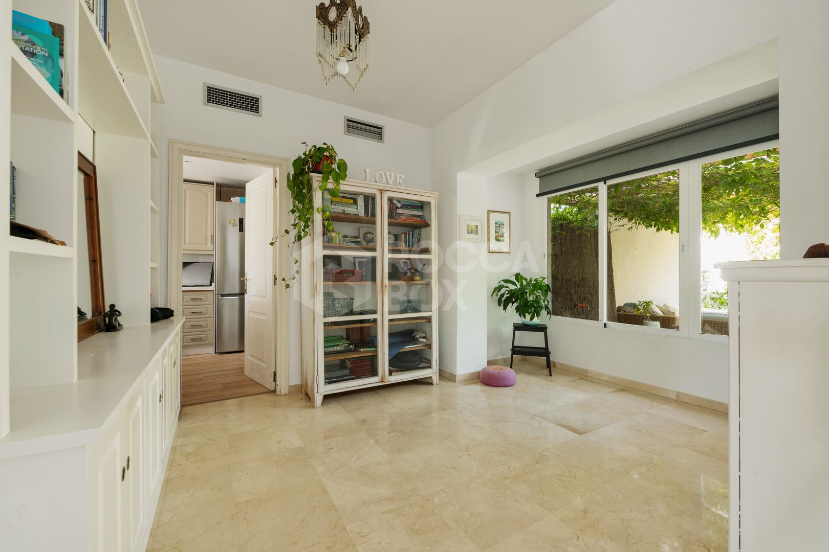 Elegant Semi-Detached House for Rent in Estepona's Prestigious Bel Air