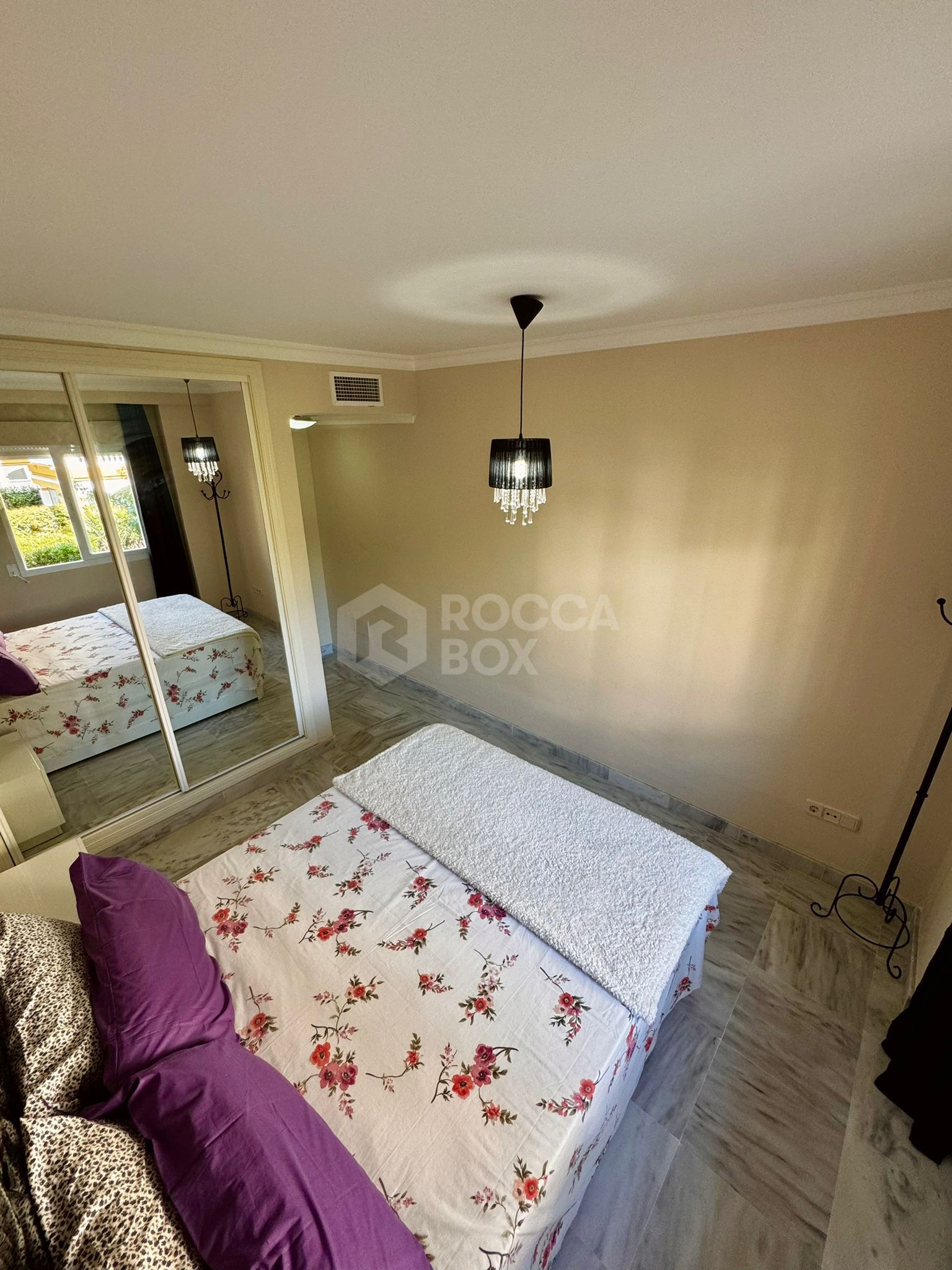 Elegant Apartment in La Dama de Noche, Marbella