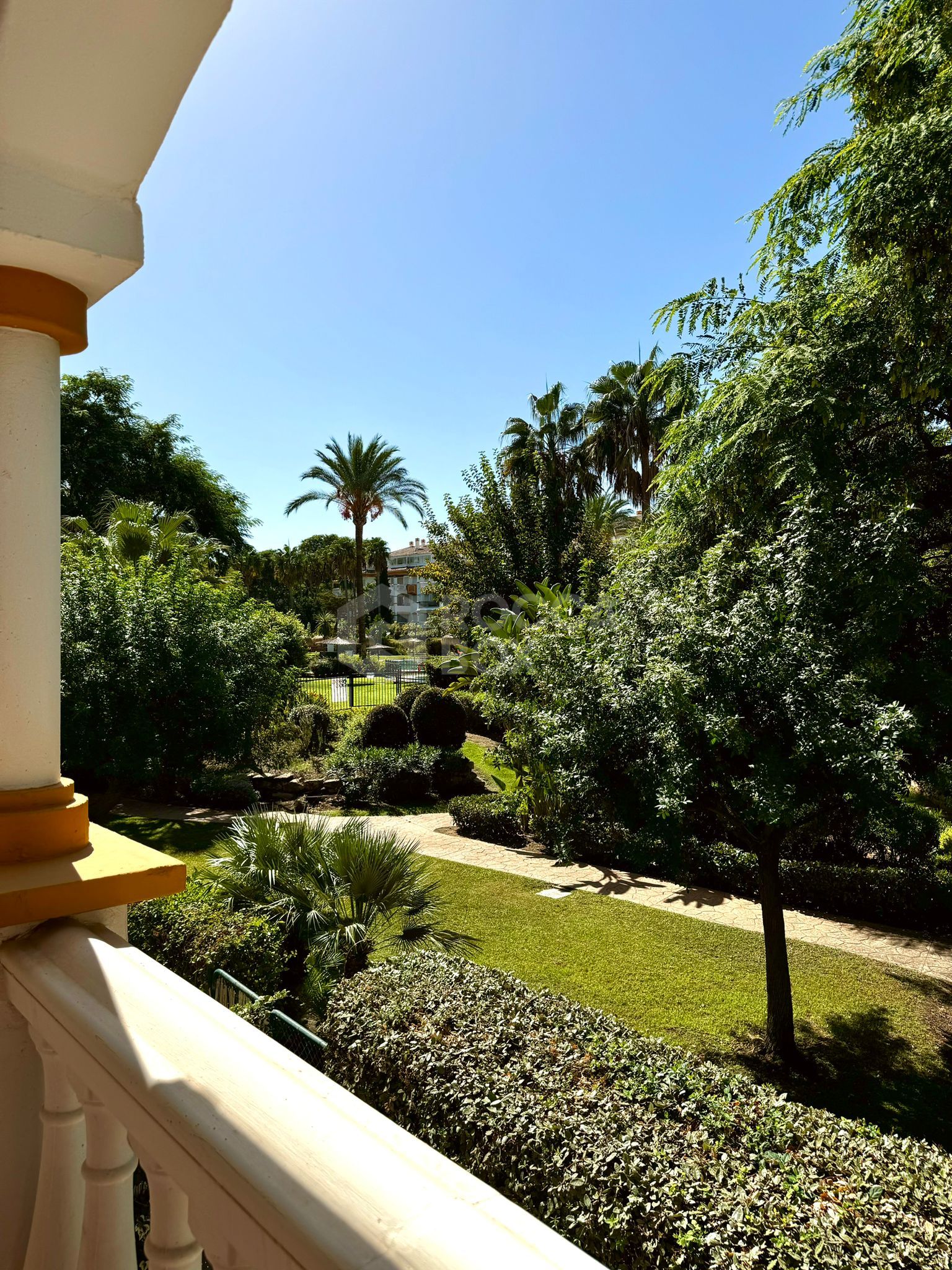 Elegant Apartment in La Dama de Noche, Marbella