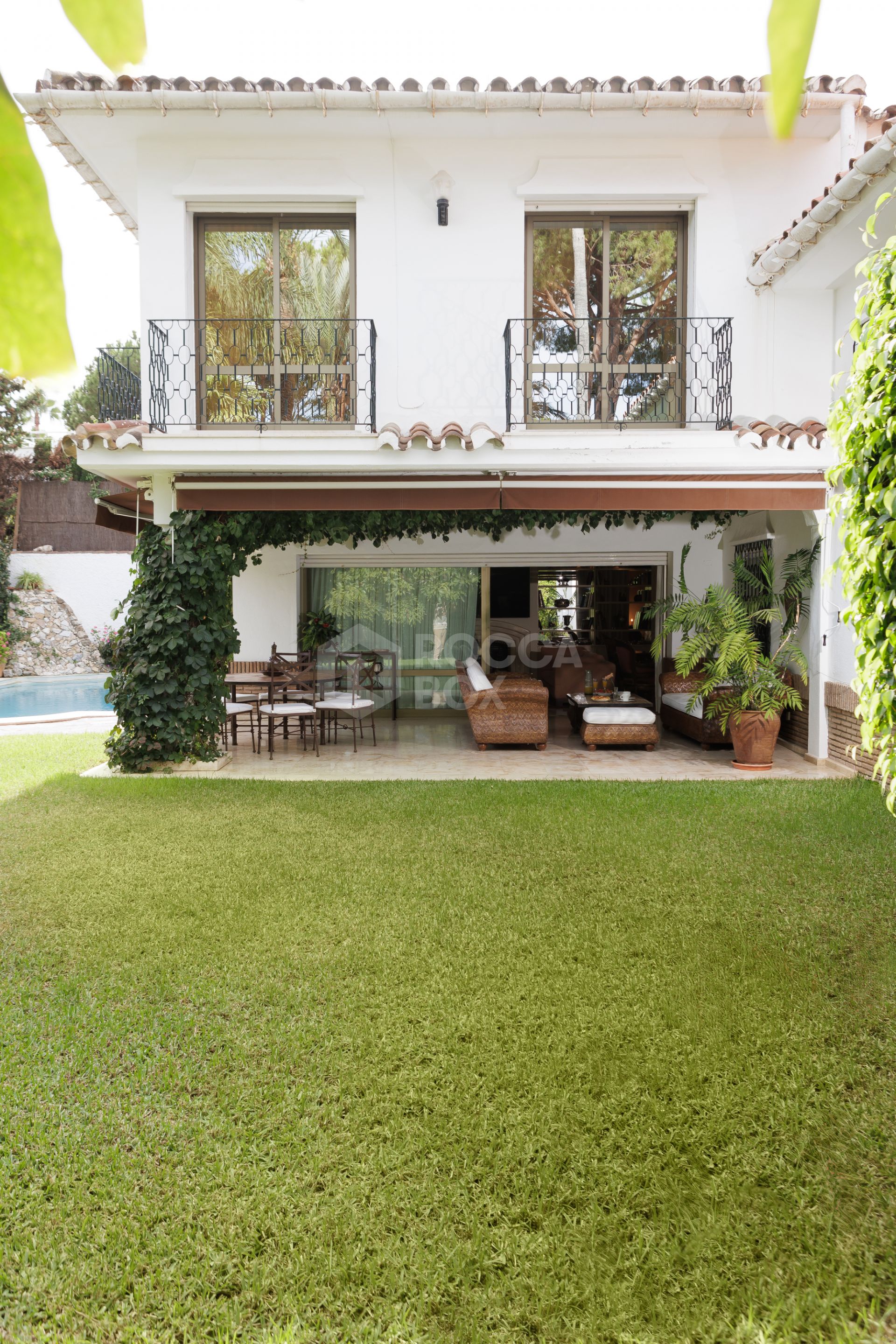 Stunning Beachside Villa in Exclusive Los Monteros, East Marbella