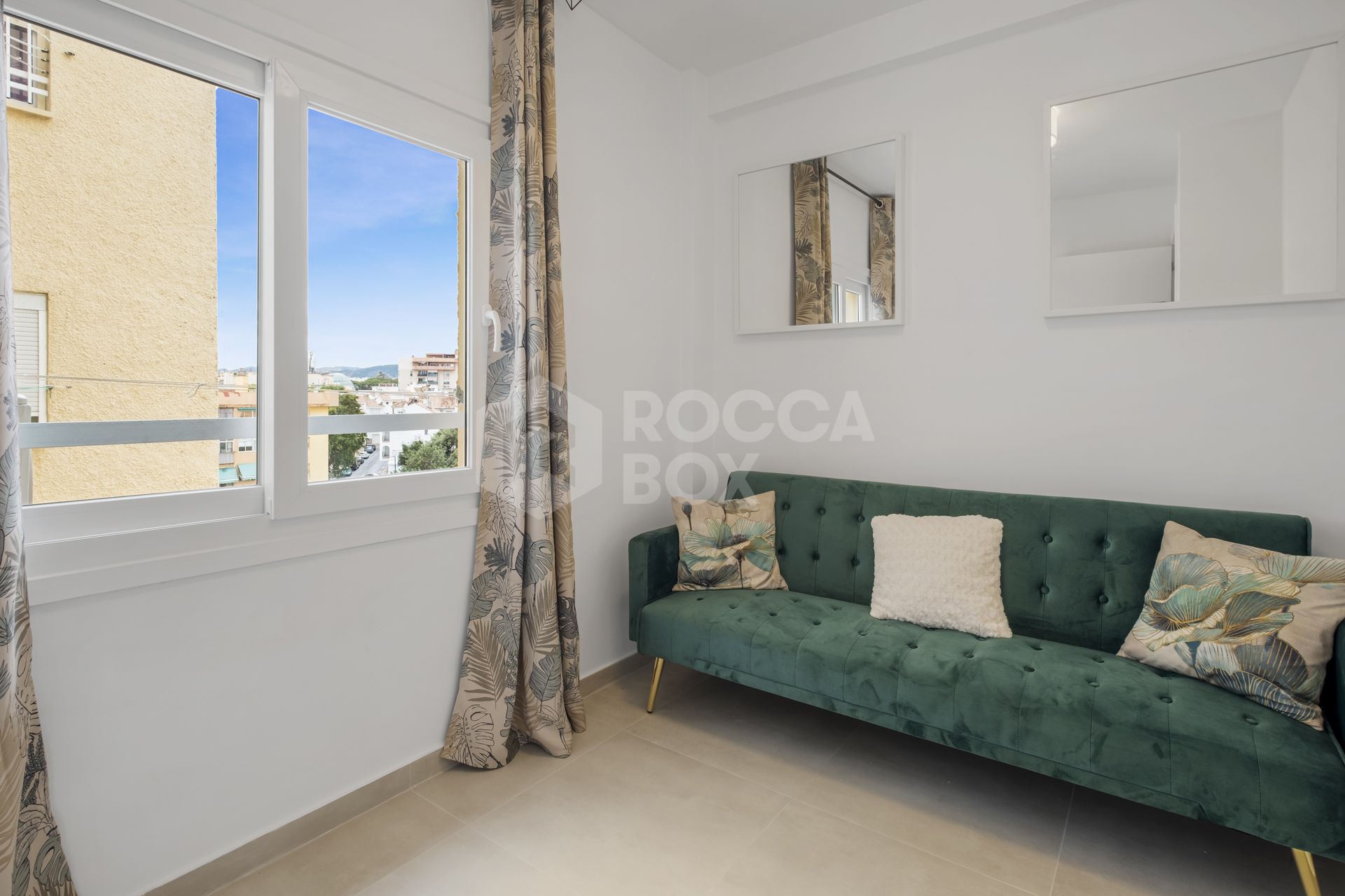 Charming Estepona Apartment in the heart of the city