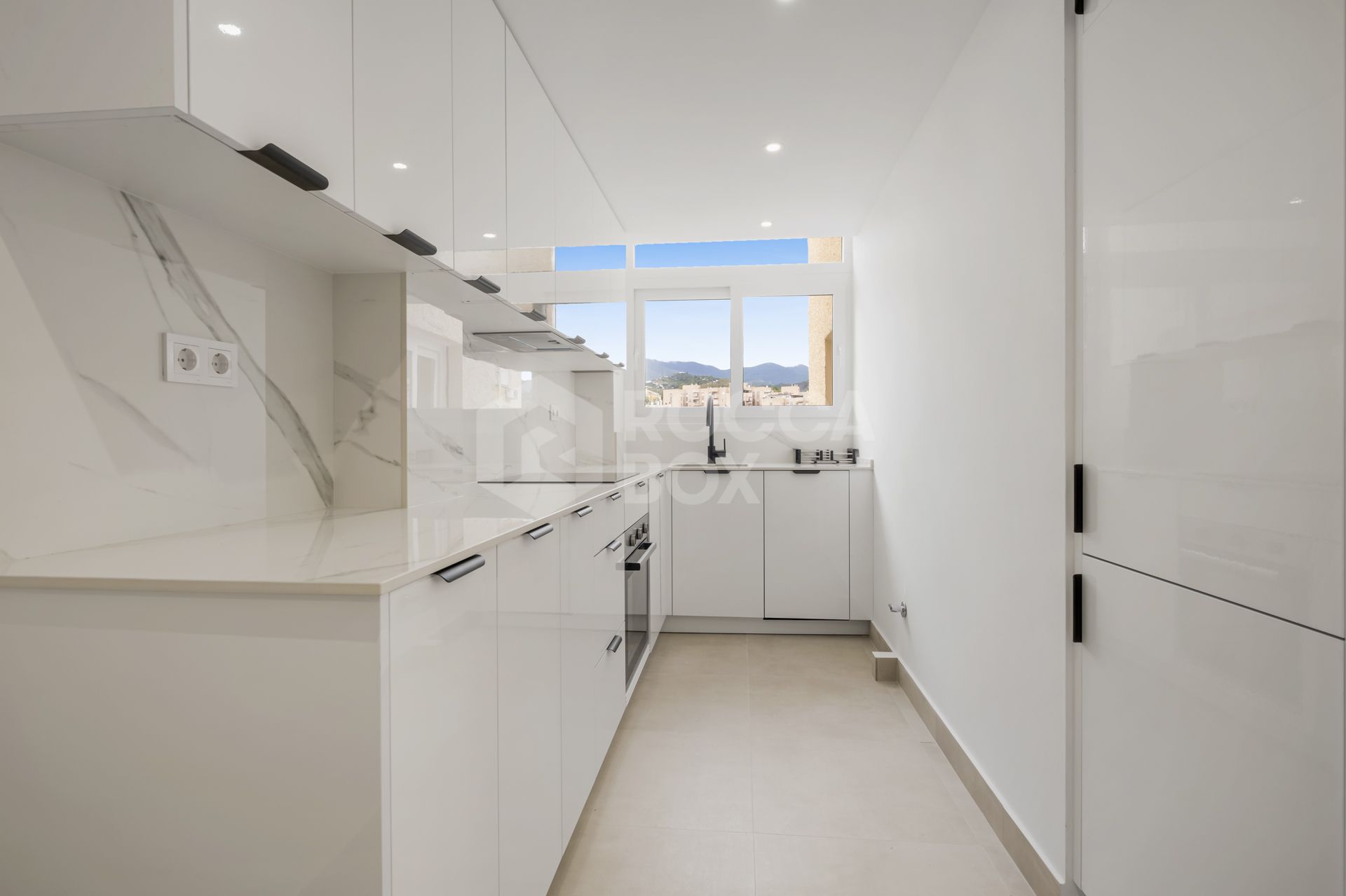 Charming Estepona Apartment in the heart of the city