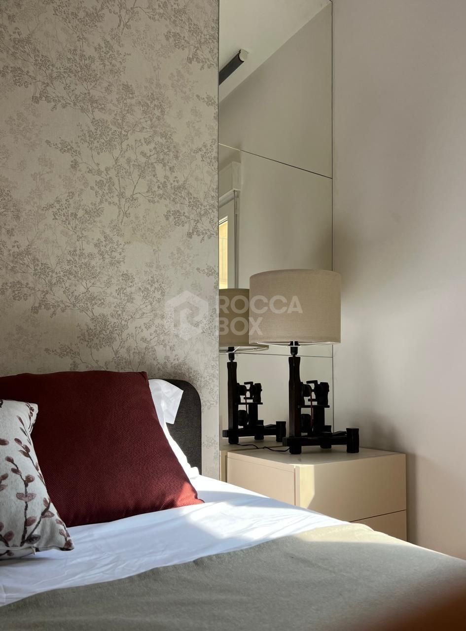 Luxurious Beachside Apartment in Estepona's Prestigious Hacienda Beach