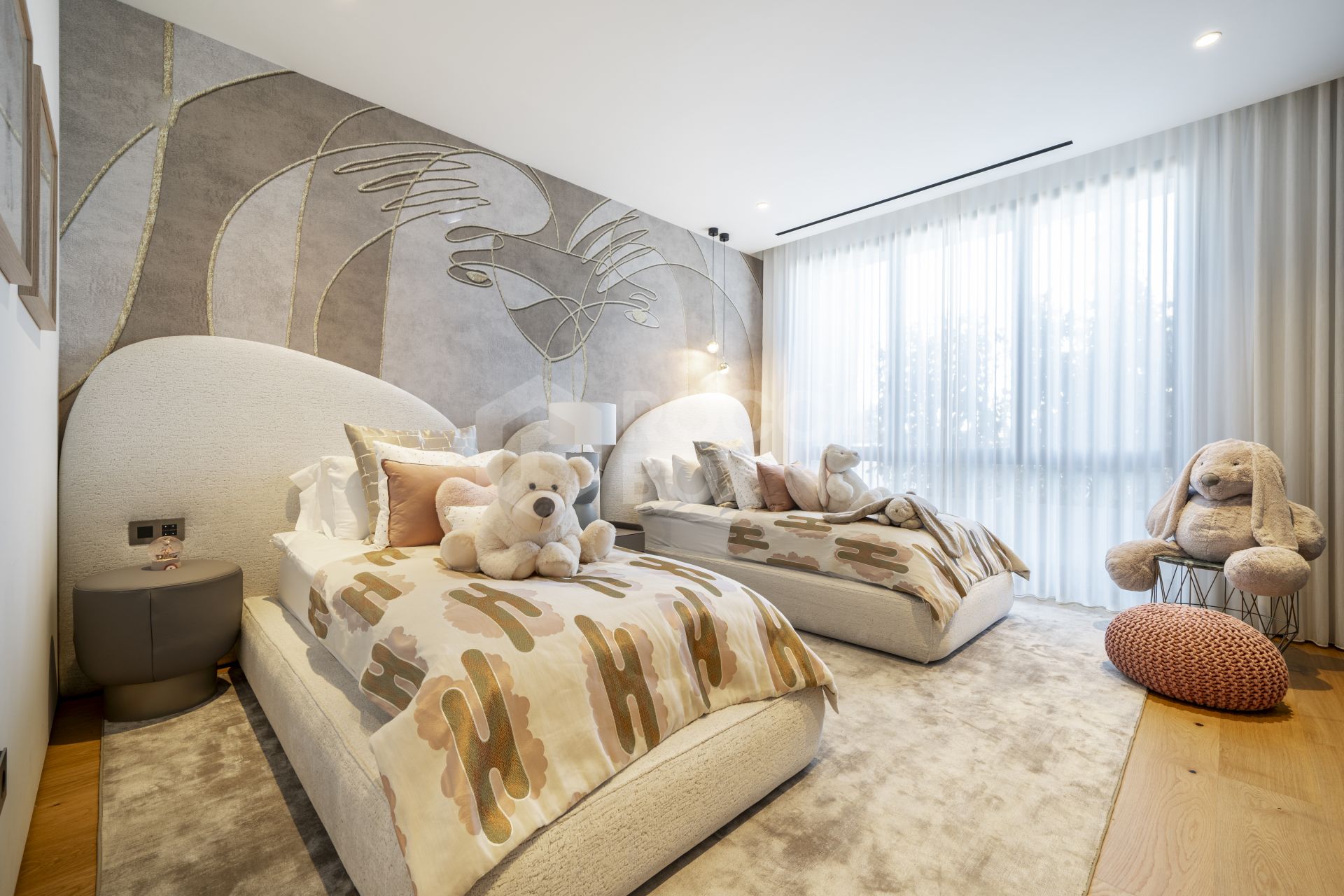 Exclusive FENDI Casa-Designed Duplex in Marbella’s Golden Mile – A Luxurious Lifestyle Awaits