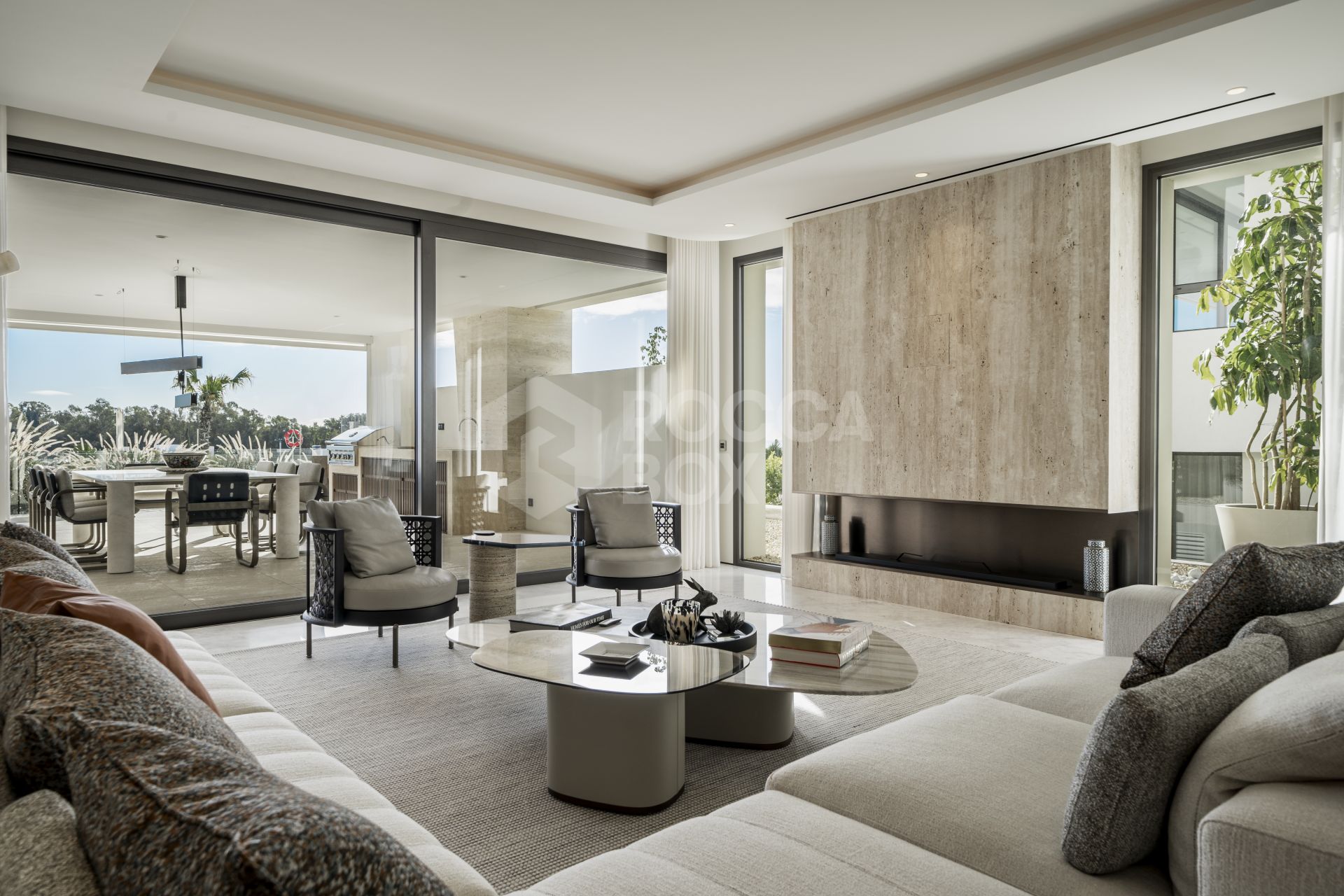 Exclusive FENDI Casa-Designed Duplex in Marbella’s Golden Mile – A Luxurious Lifestyle Awaits