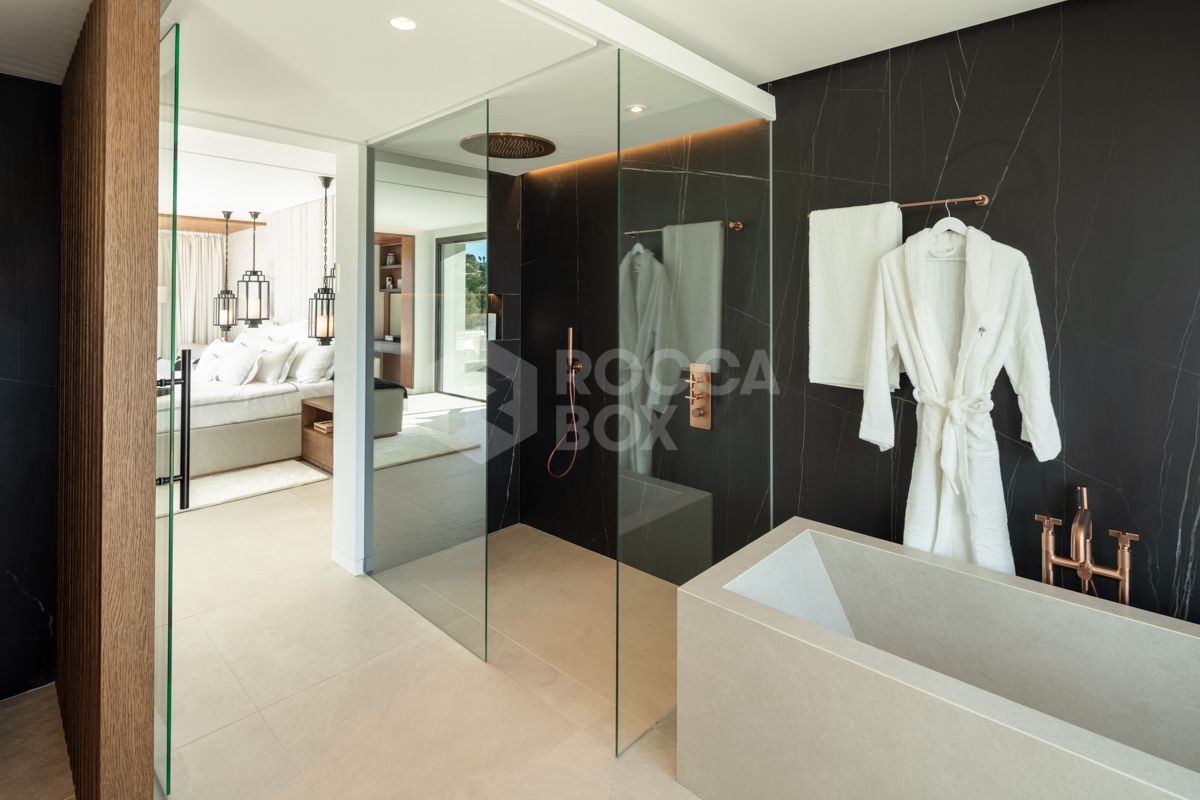 Contemporary Golfside Retreat in Nueva Andalucía