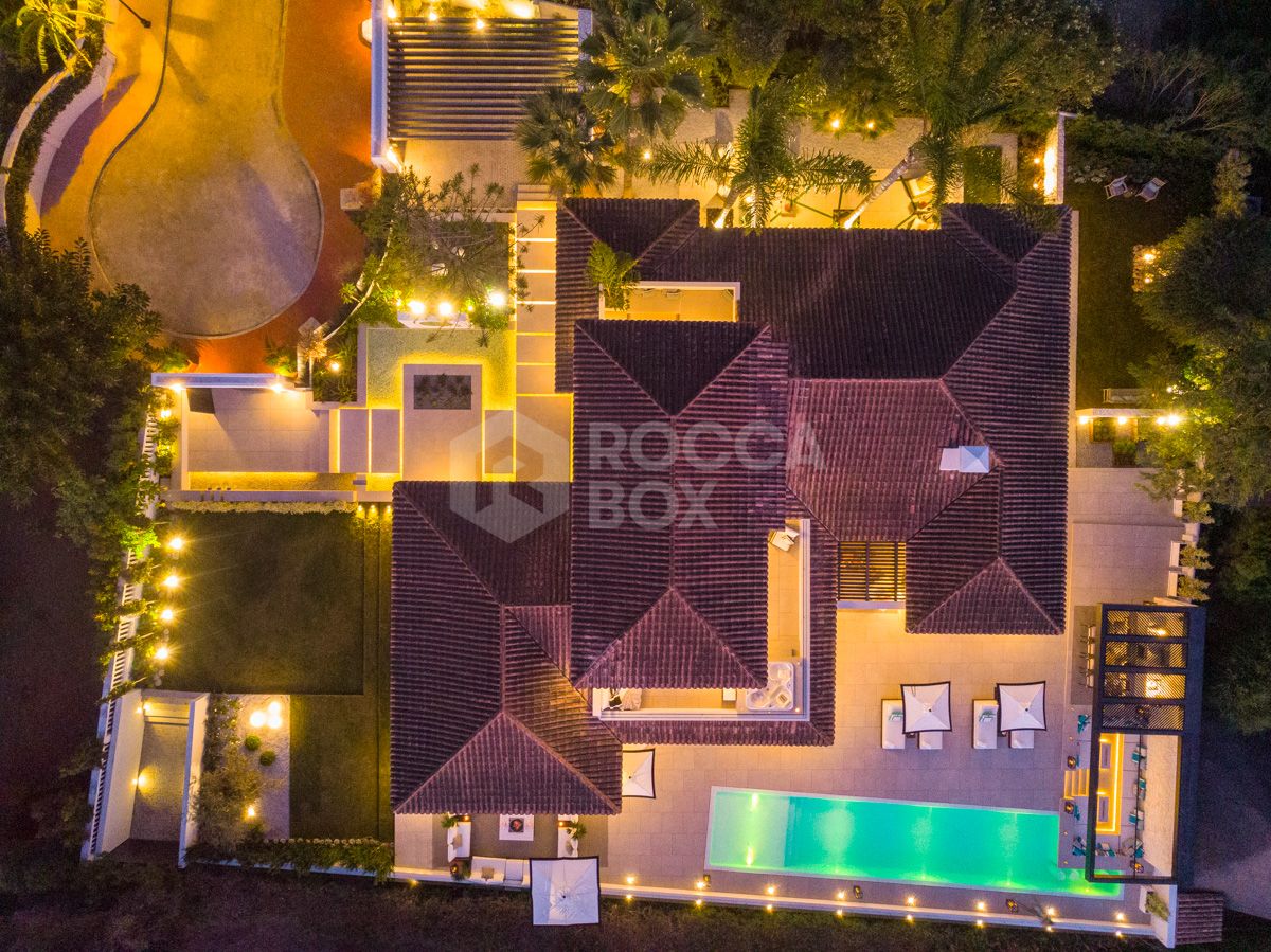 Contemporary Golfside Retreat in Nueva Andalucía