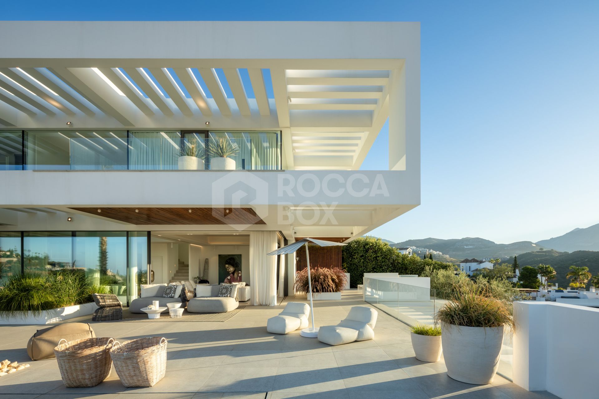 Modern Masterpiece with Panoramic Views