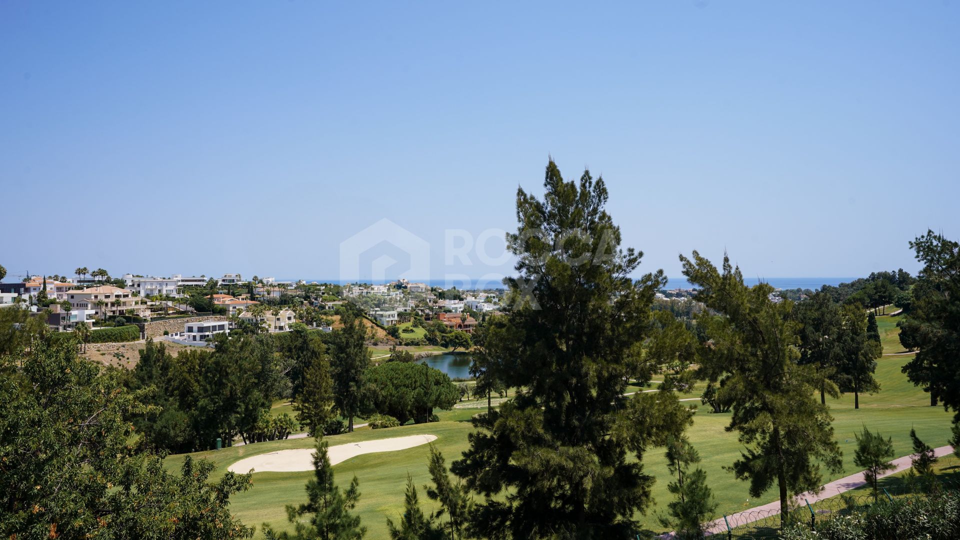 Luxury Villa with Panoramic Views in La Alqueria, Benahavis