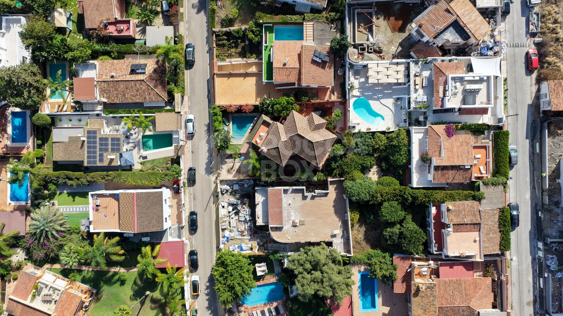 4-Bedroom Villa in Nueva Andalucía – Prime Location & Exceptional Value