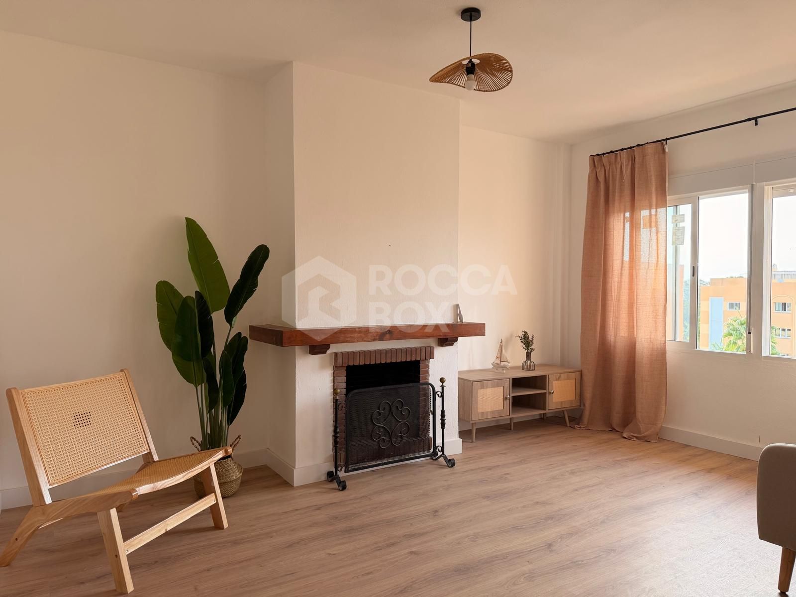 Stunning Renovated 3-Bedroom Apartment with Sea Views in Estepona