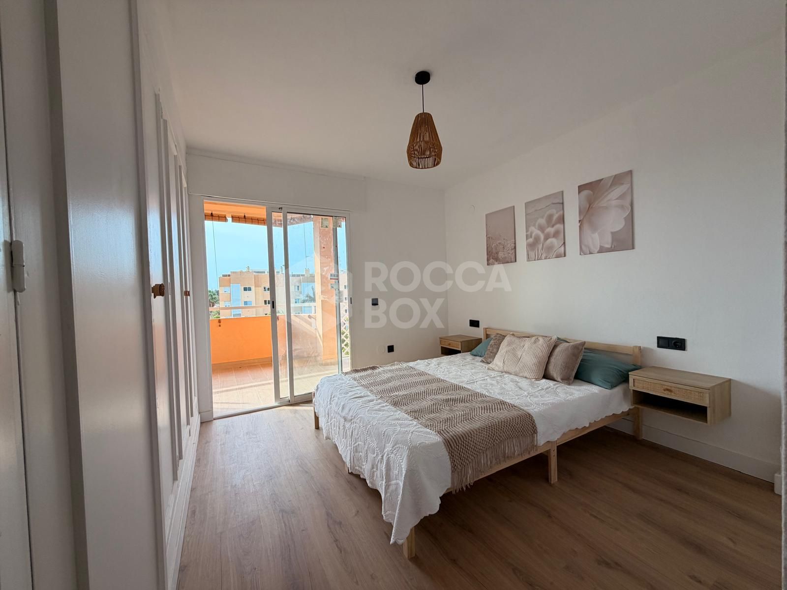 Stunning Renovated 3-Bedroom Apartment with Sea Views in Estepona