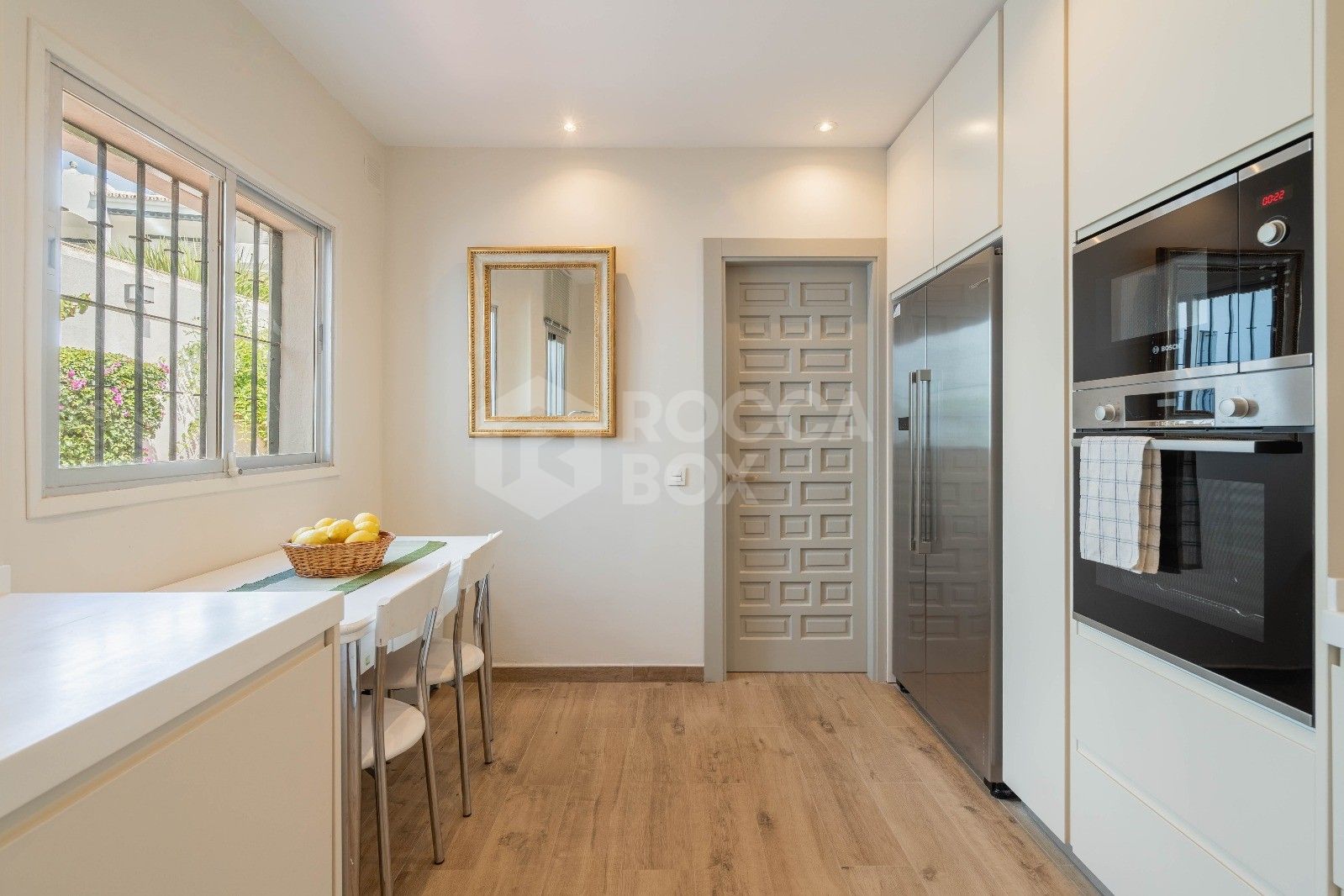 Beautiful Townhouse in Prime Location - Perfect for families